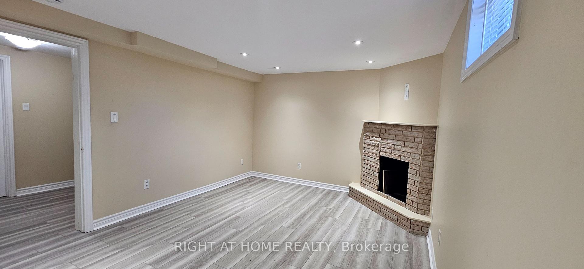 Photo 22 of 1365 Mary Street, Oshawa, Samac — HOMEH