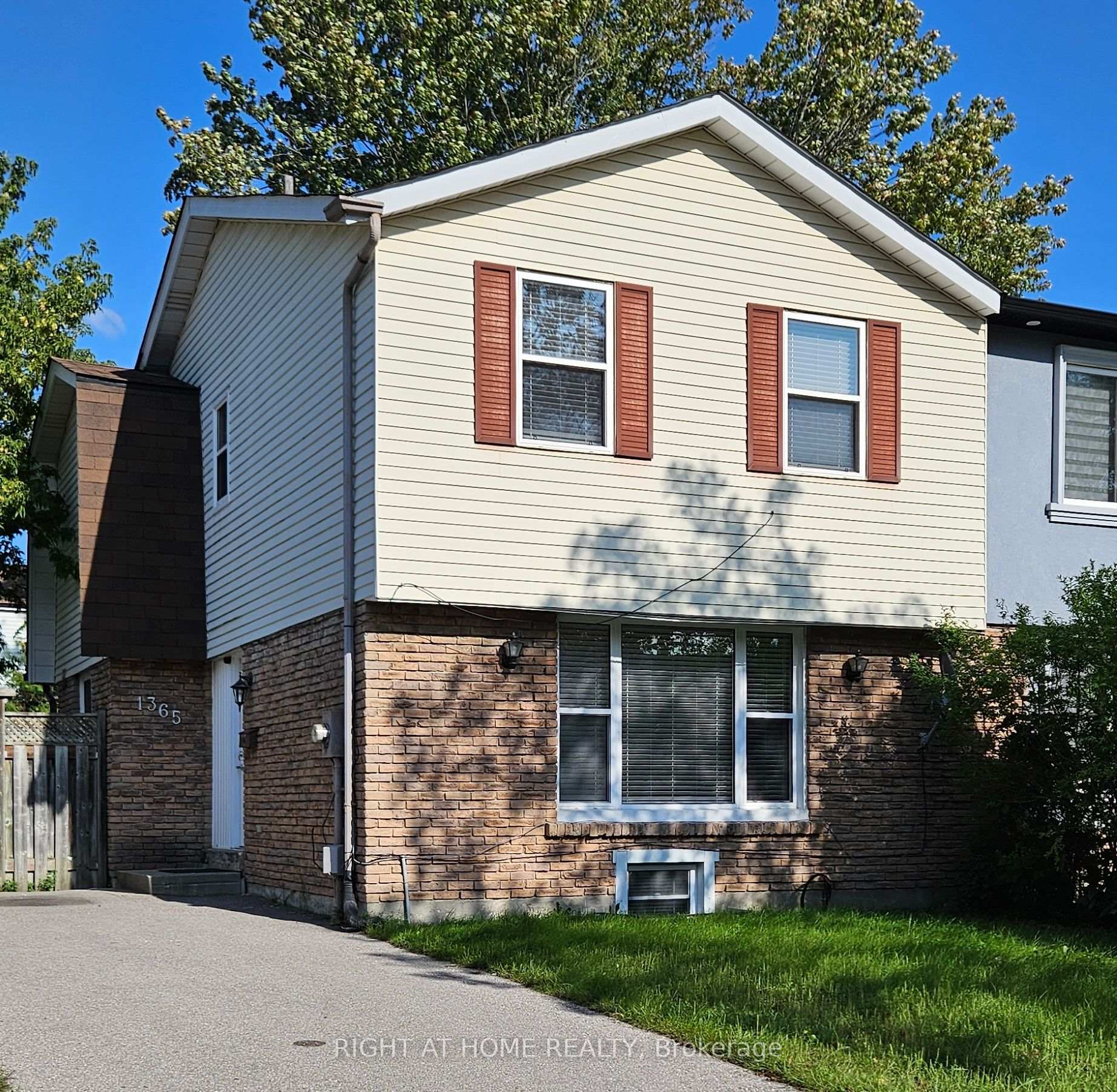 Photo 26 of 1365 Mary Street, Oshawa, Samac — HOMEH
