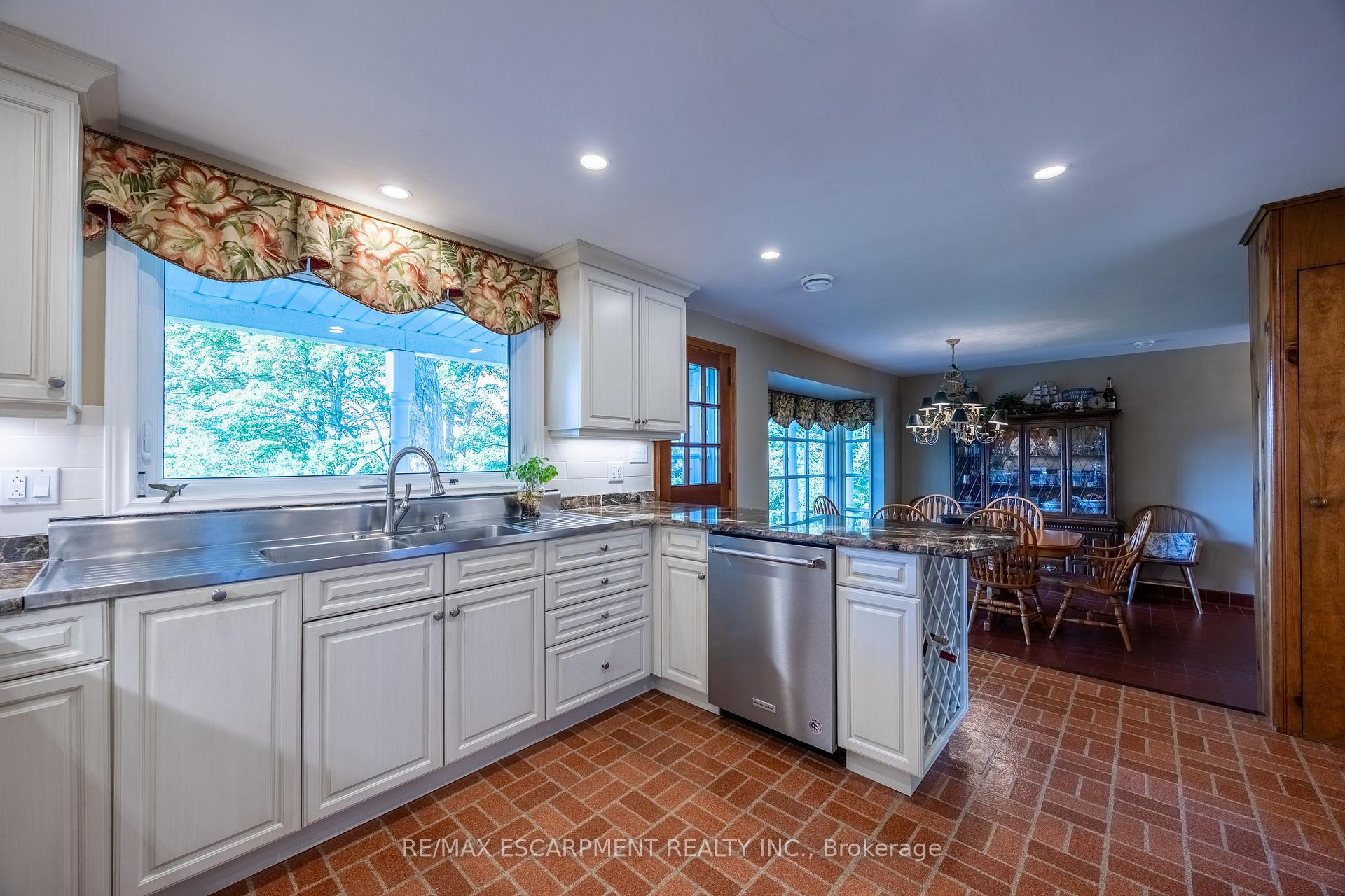 Photo 27 of 75 Prospect Street, Norfolk, Port Dover — HOMEH