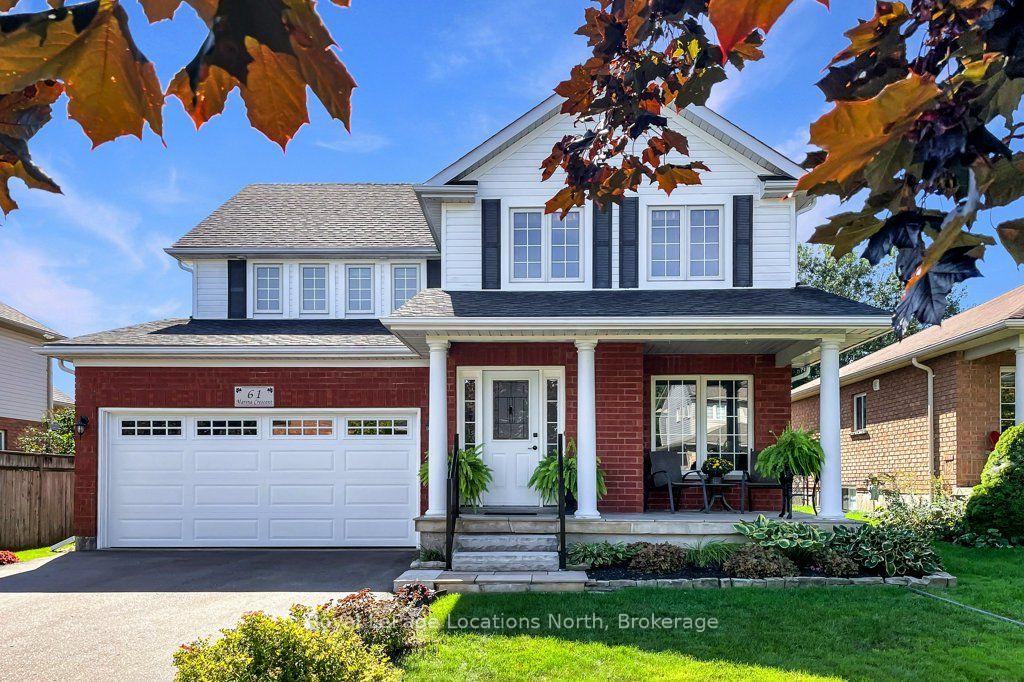 Photo 4 of 61 Marina Crescent, Collingwood — HOMEH