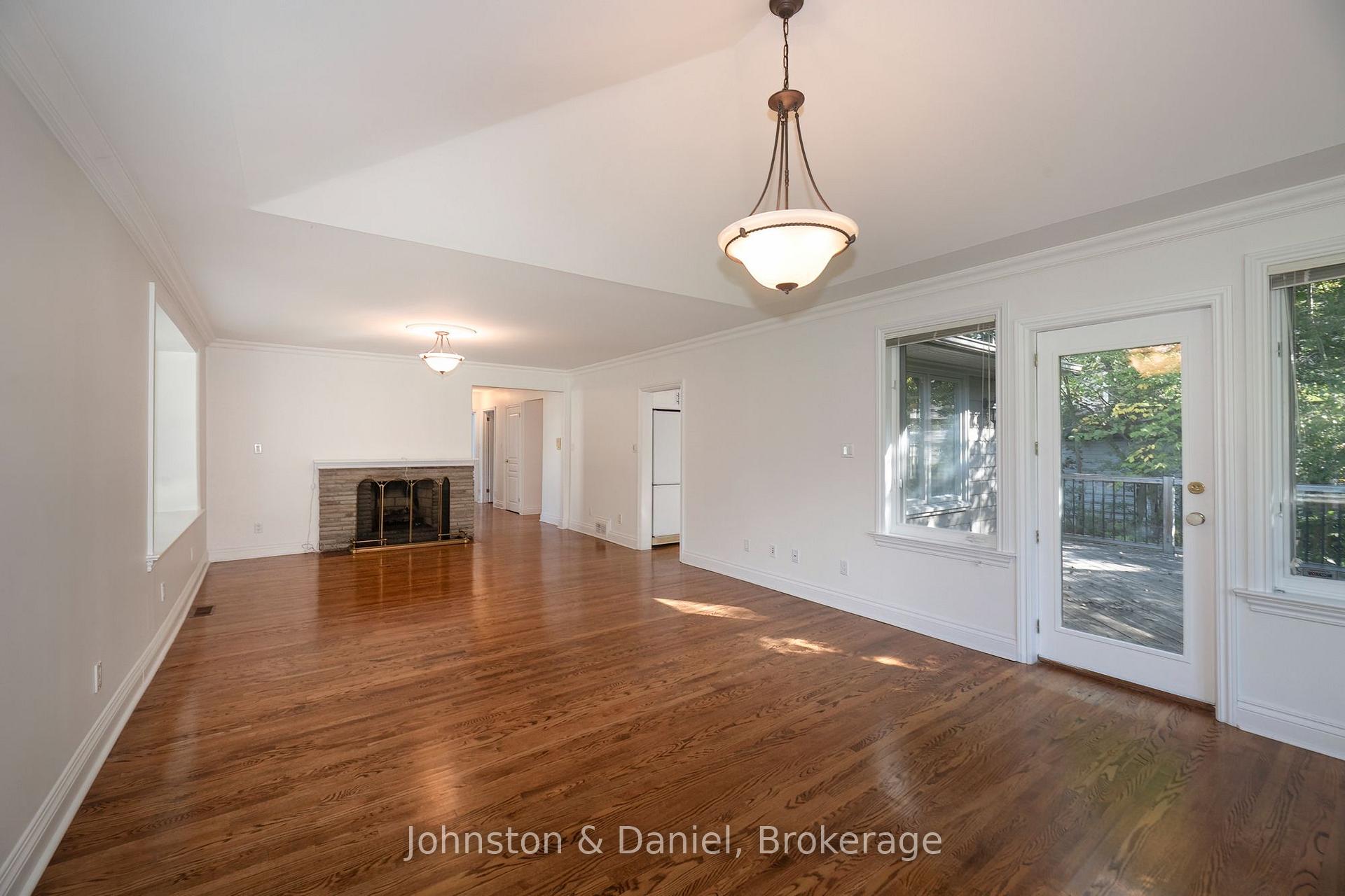 Photo 8 of 901 Duplex Avenue, Toronto, Lawrence Park South — HOMEH