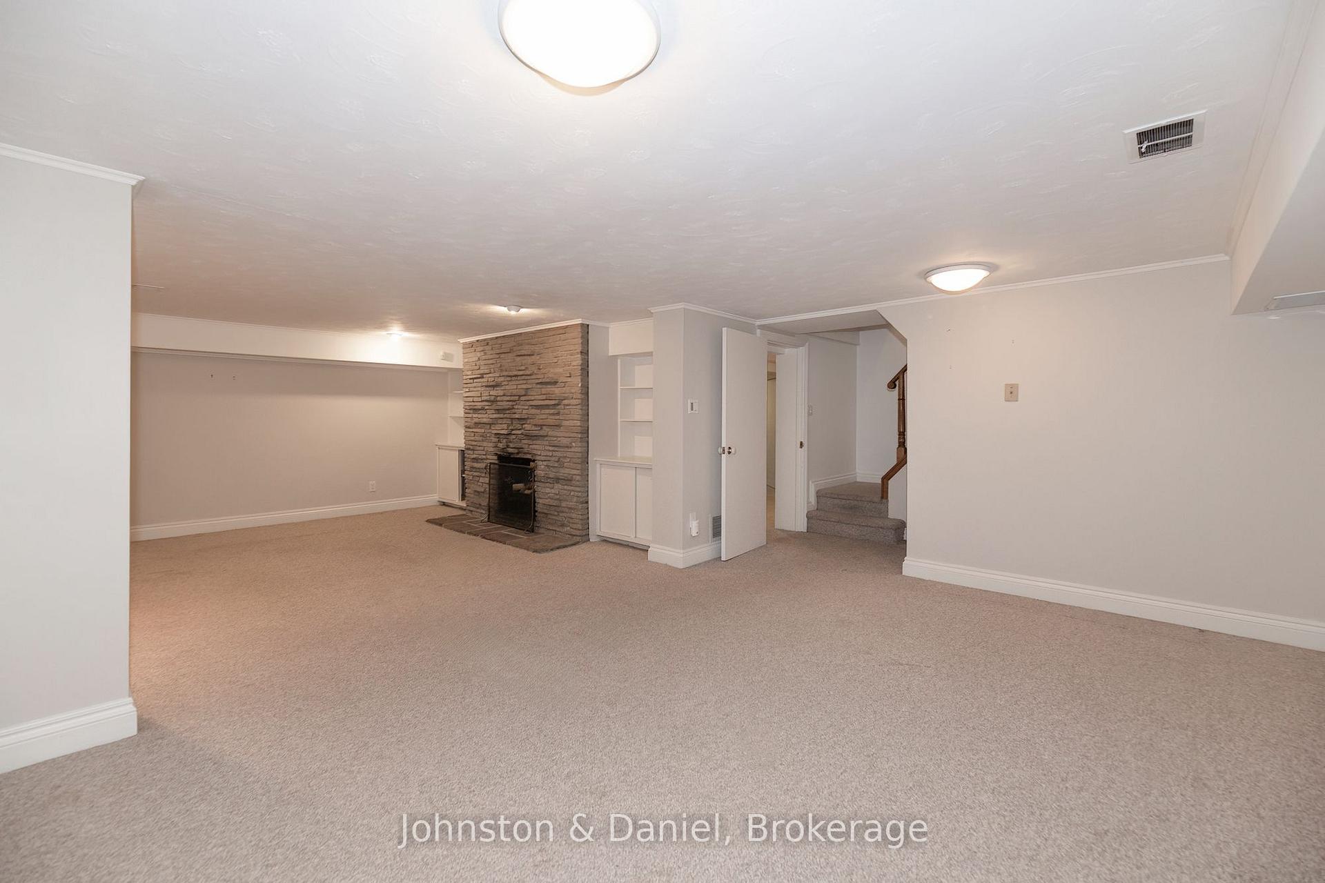 Photo 18 of 901 Duplex Avenue, Toronto, Lawrence Park South — HOMEH