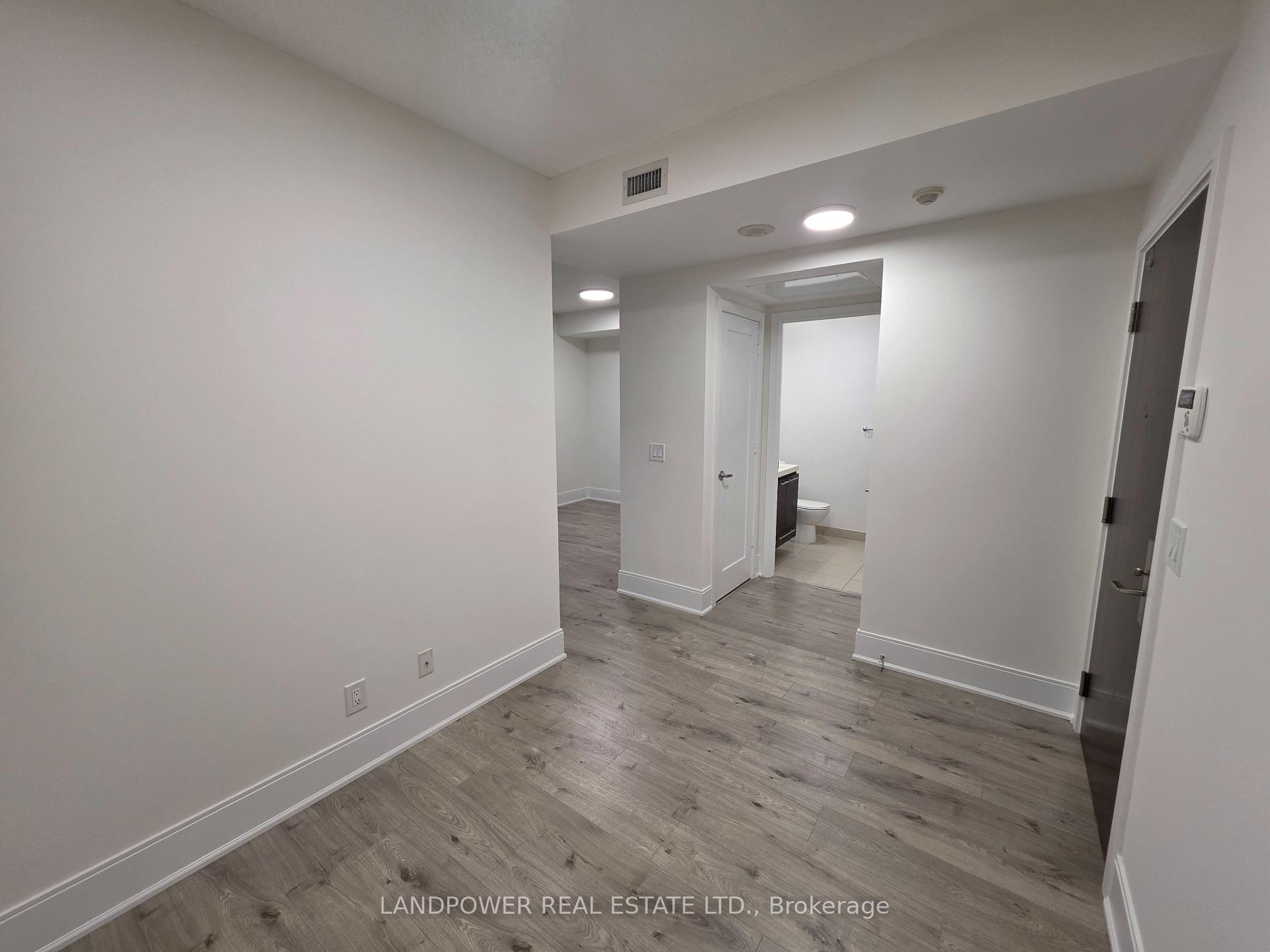 Photo 25 of Unit 906, 25 Broadway Avenue, Toronto, Mount Pleasant West — HOMEH