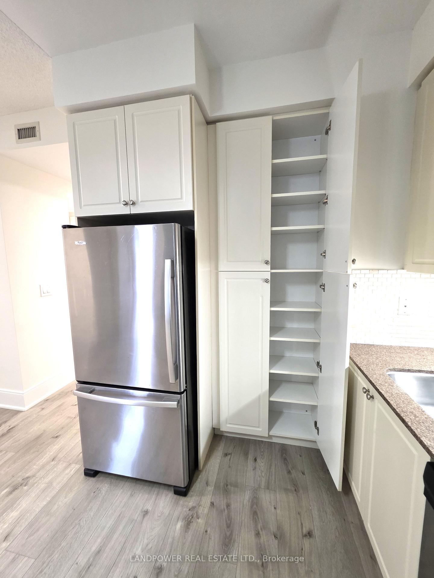 Photo 36 of Unit 906, 25 Broadway Avenue, Toronto, Mount Pleasant West — HOMEH