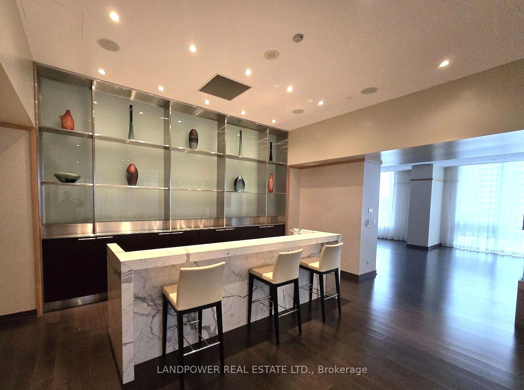 Photo 72 of Unit 906, 25 Broadway Avenue, Toronto, Mount Pleasant West — HOMEH