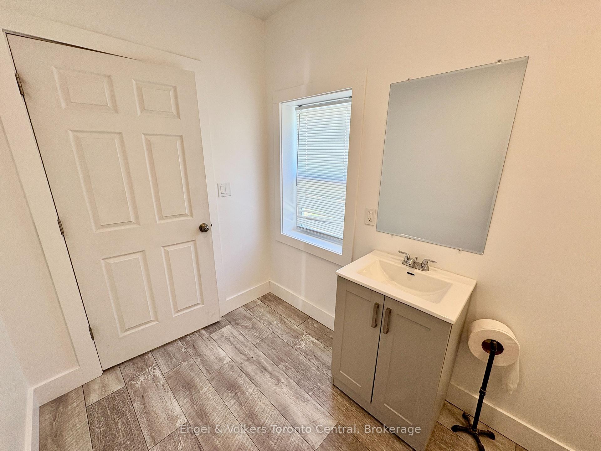 Photo 17 of 155 Hughson Street, Gravenhurst, Muskoka (S) — HOMEH