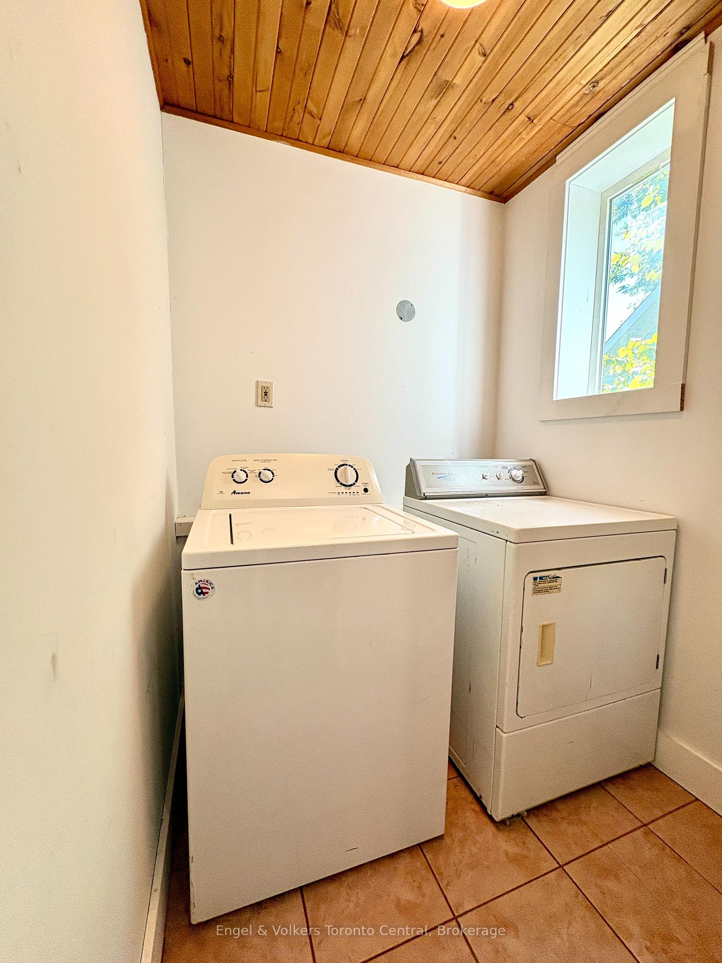 Photo 18 of 155 Hughson Street, Gravenhurst, Muskoka (S) — HOMEH