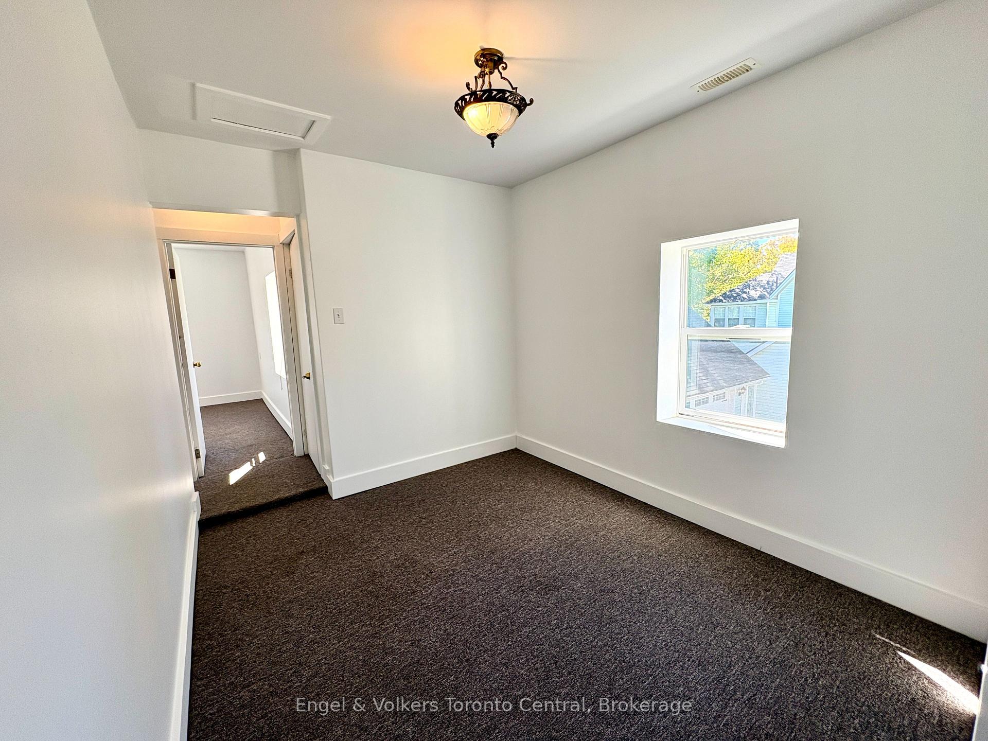 Photo 22 of 155 Hughson Street, Gravenhurst, Muskoka (S) — HOMEH