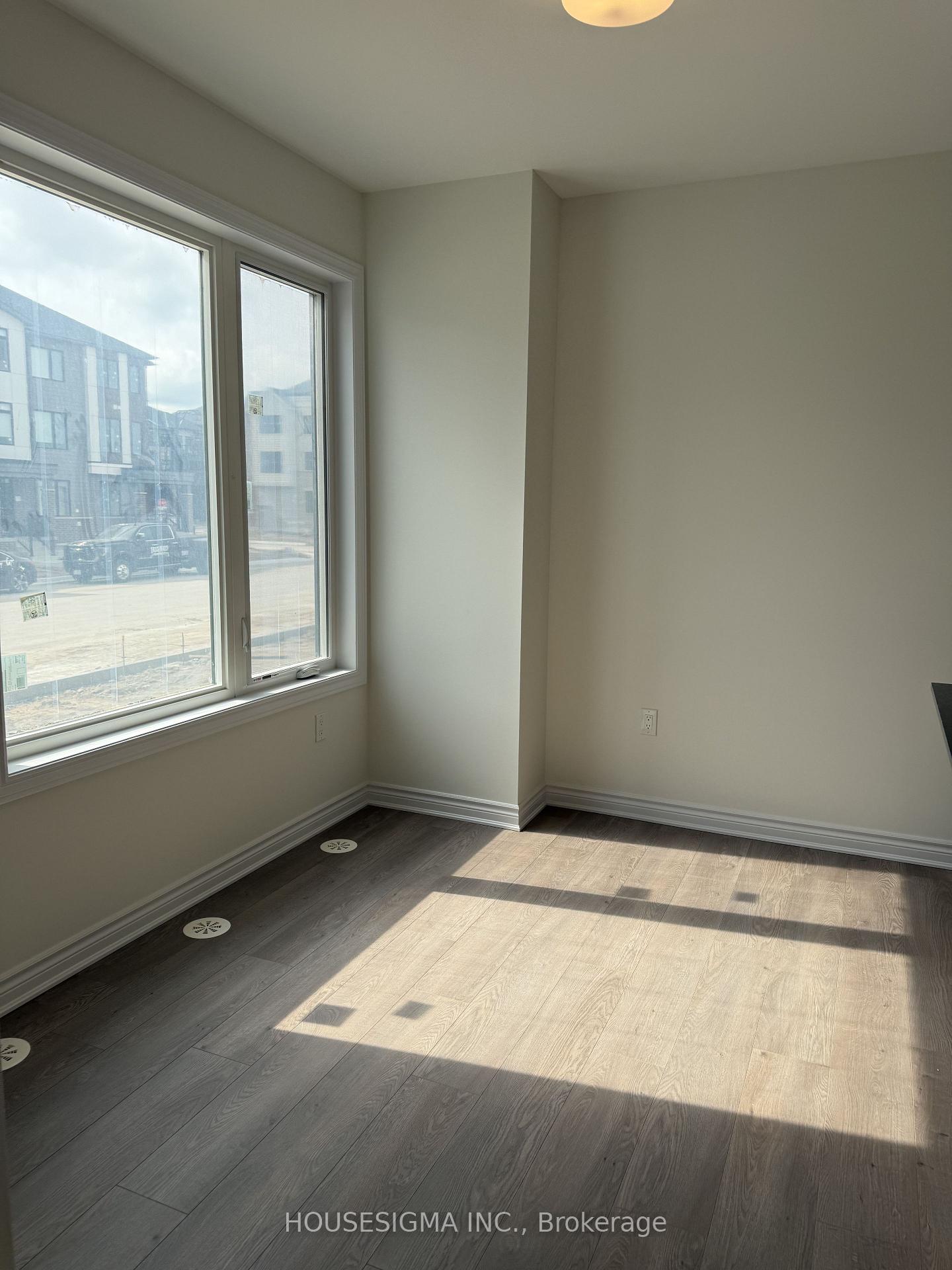 Photo 6 of 94 Fieldfare Road, Brampton, Northwest Brampton — HOMEH