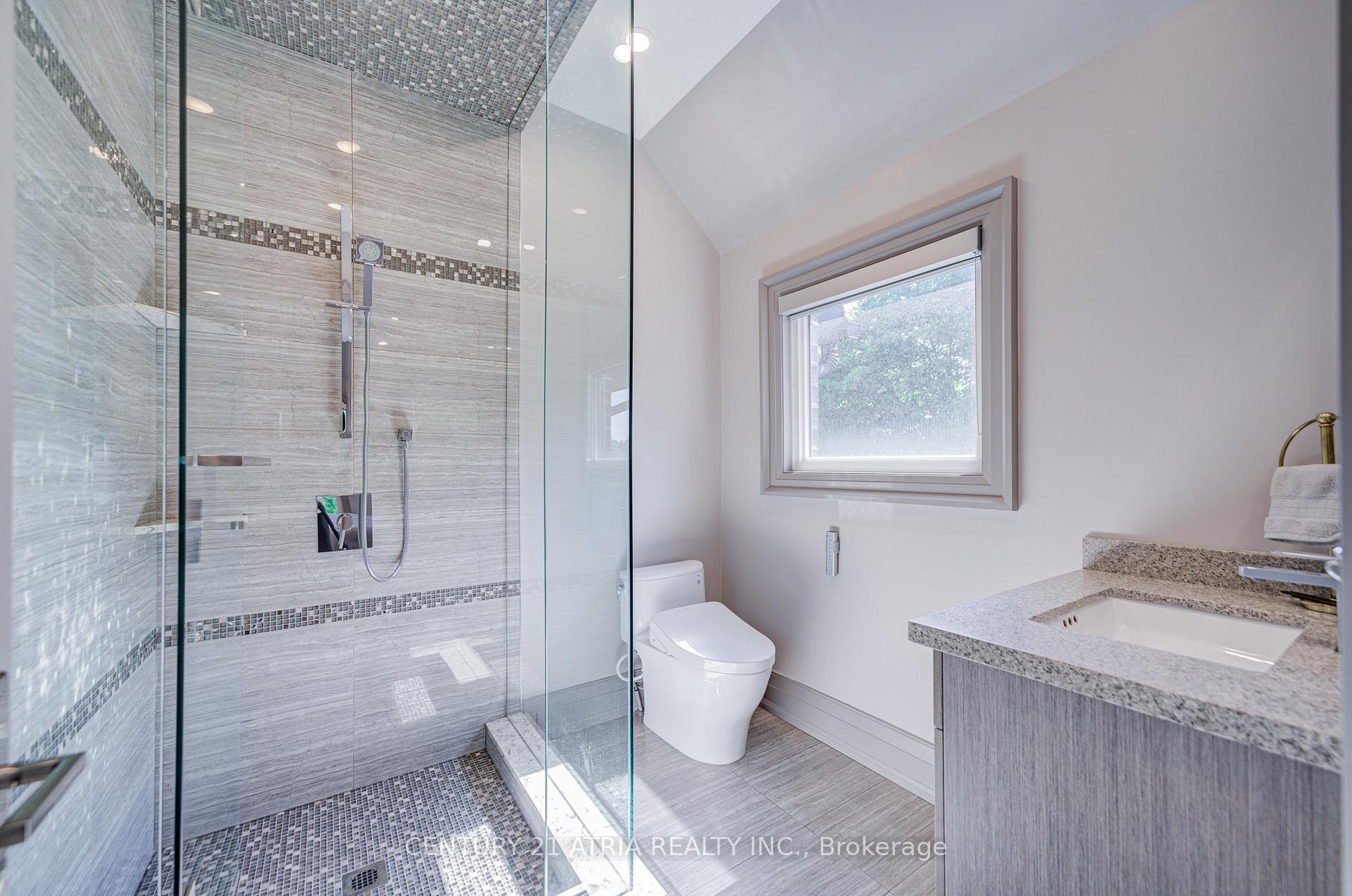Photo 28 of 460 Hounslow Avenue, North York, Willowdale West — HOMEH