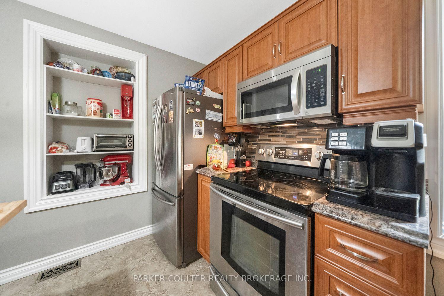 Photo 14 of 100 Maple Street, Tay, Victoria Harbour — HOMEH