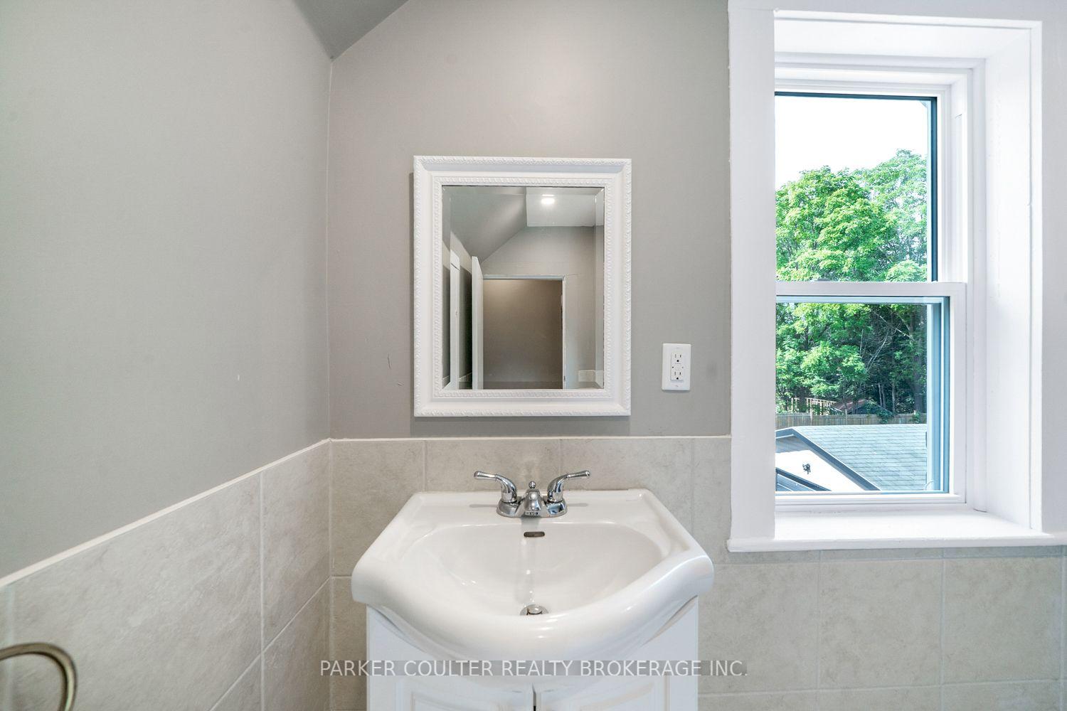Photo 22 of 100 Maple Street, Tay, Victoria Harbour — HOMEH