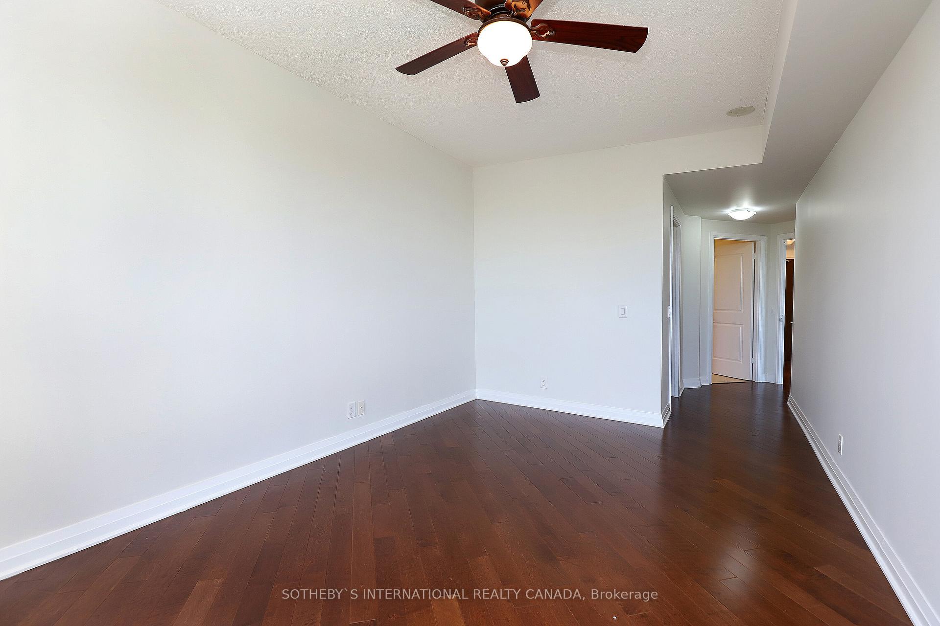 Photo 18 of Unit 705, 1055 Southdown Road, Mississauga, Clarkson — HOMEH