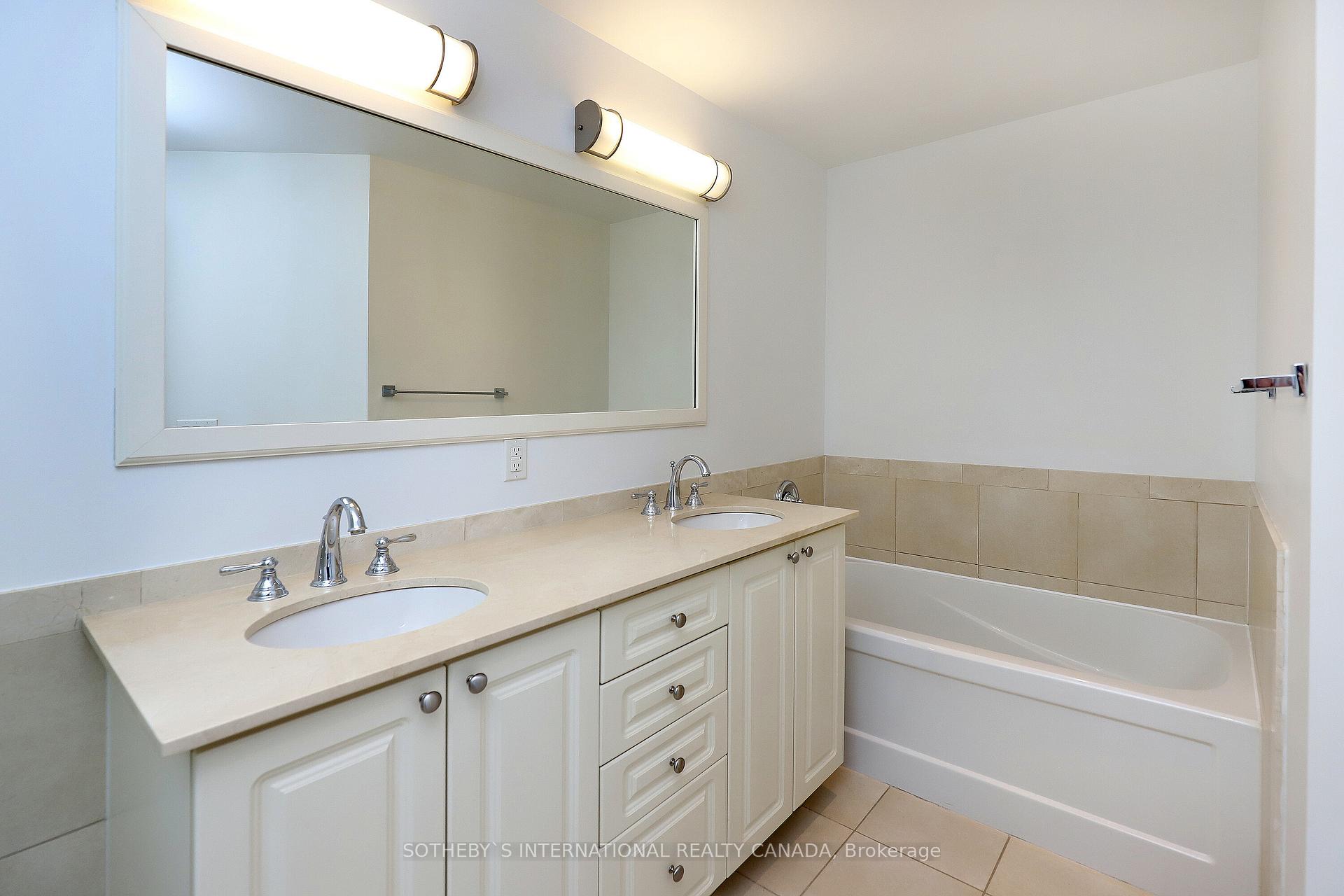Photo 21 of Unit 705, 1055 Southdown Road, Mississauga, Clarkson — HOMEH
