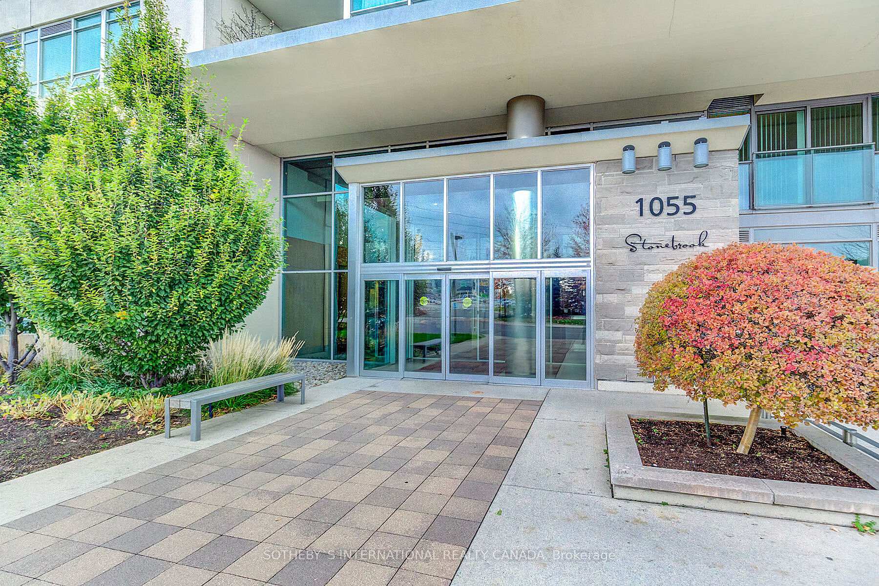 Photo 29 of Unit 705, 1055 Southdown Road, Mississauga, Clarkson — HOMEH