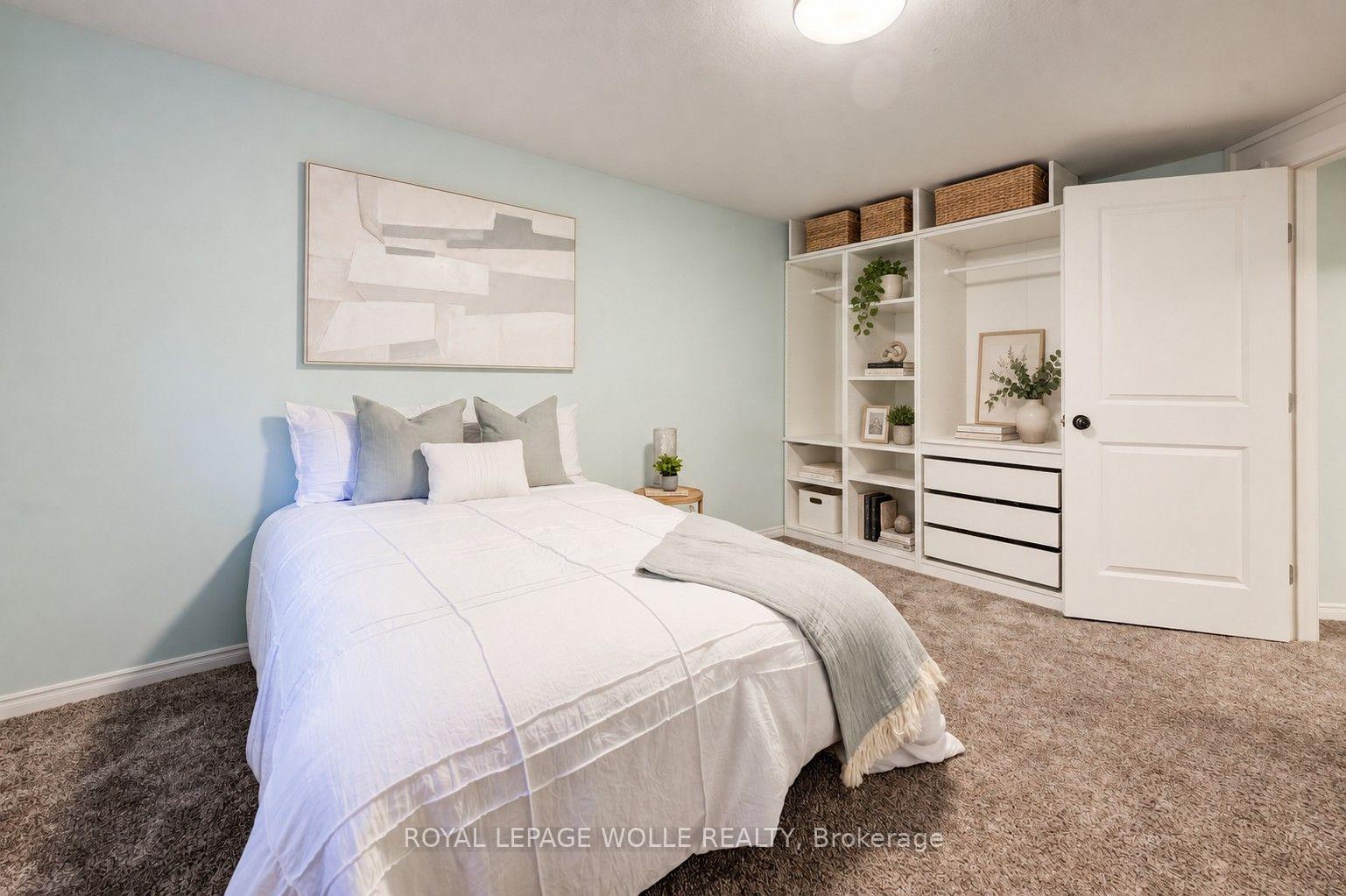 Photo 36 of 464 Northlake Drive, Waterloo, North Lakeshore — HOMEH