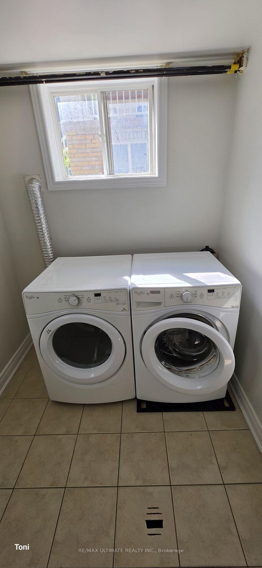 Photo 6 of Unit Bsmt, 34 Peterborough Avenue, Toronto, Corso Italia-Davenport — HOMEH