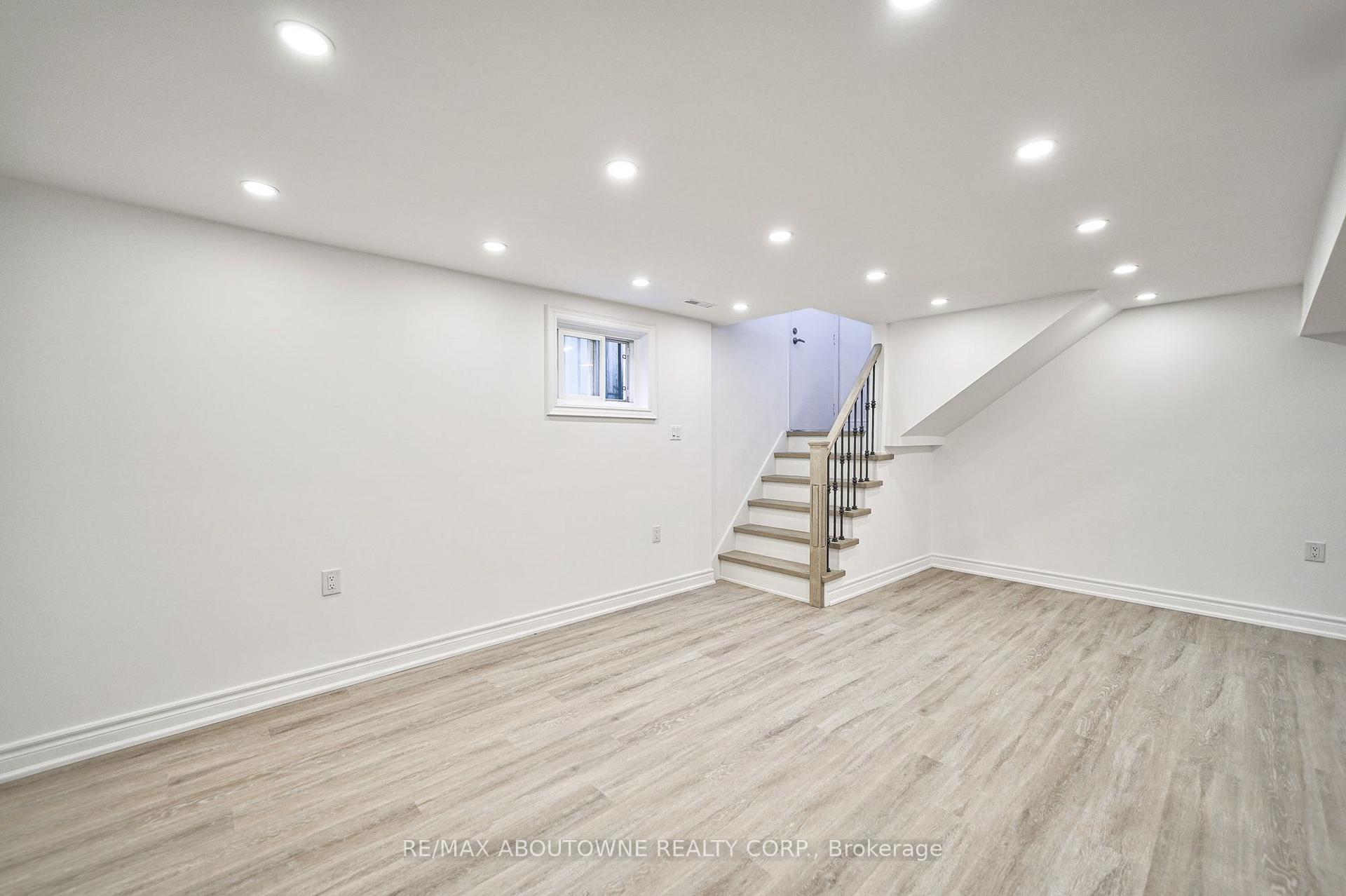 Photo 6 of Unit Lower, 4395 Longmoor Drive, Burlington, Shoreacres — HOMEH