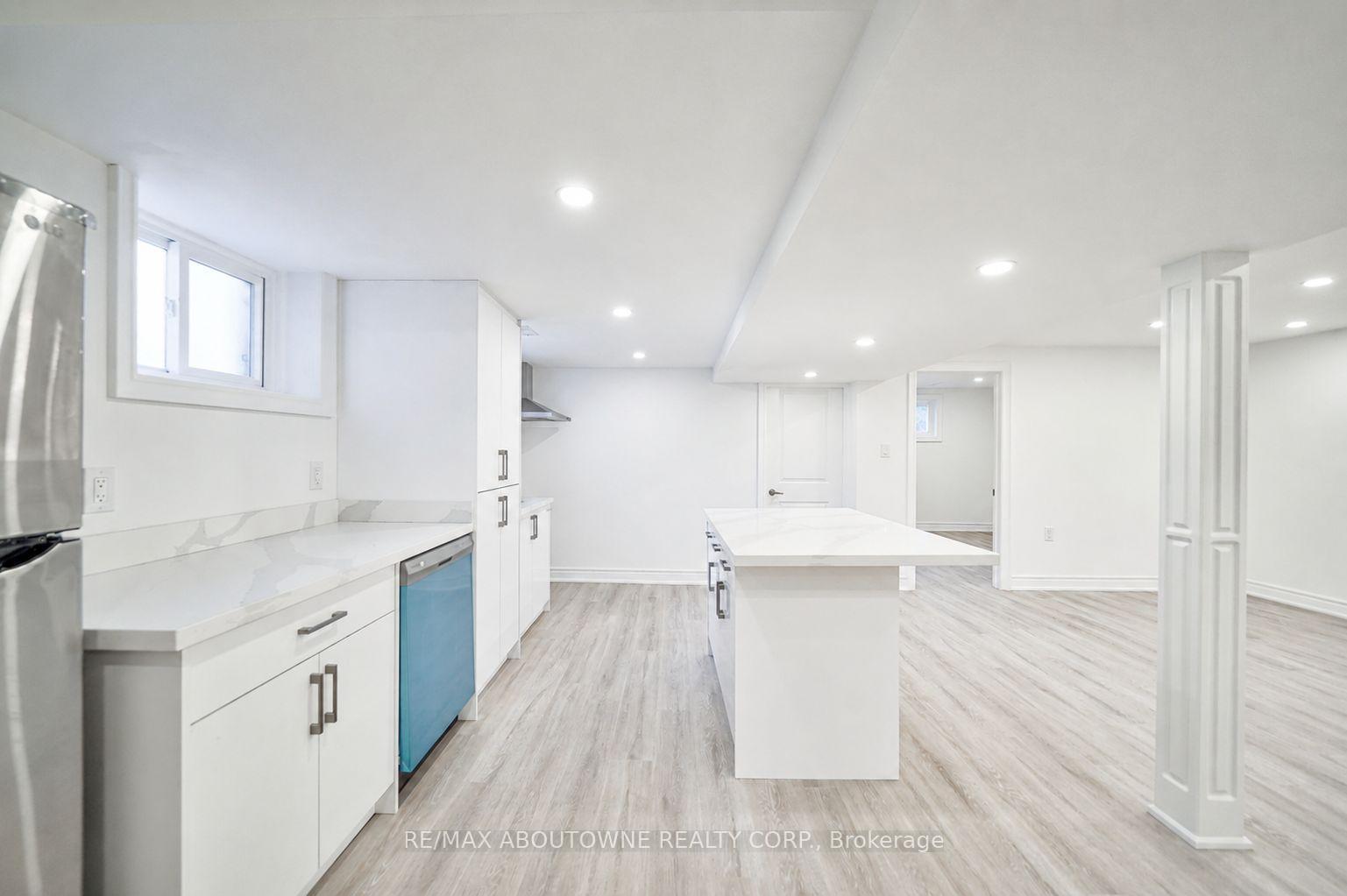 Photo 9 of Unit Lower, 4395 Longmoor Drive, Burlington, Shoreacres — HOMEH