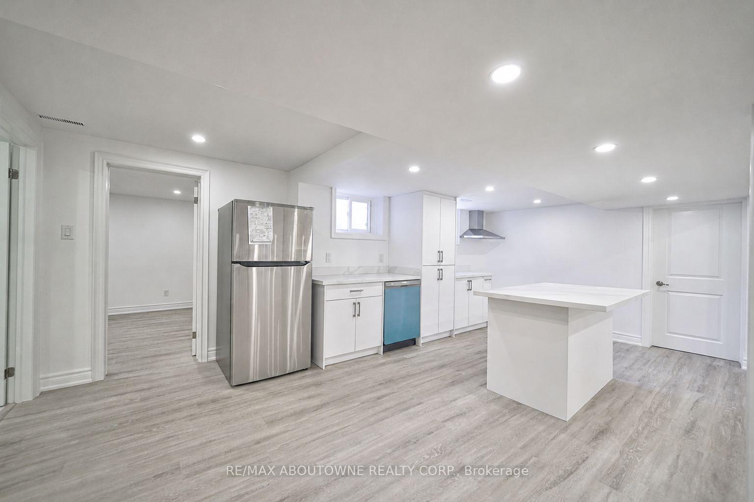 Photo 10 of Unit Lower, 4395 Longmoor Drive, Burlington, Shoreacres — HOMEH