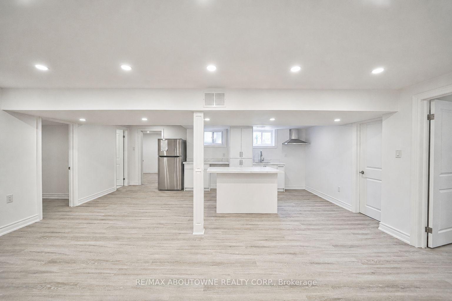 Photo 12 of Unit Lower, 4395 Longmoor Drive, Burlington, Shoreacres — HOMEH