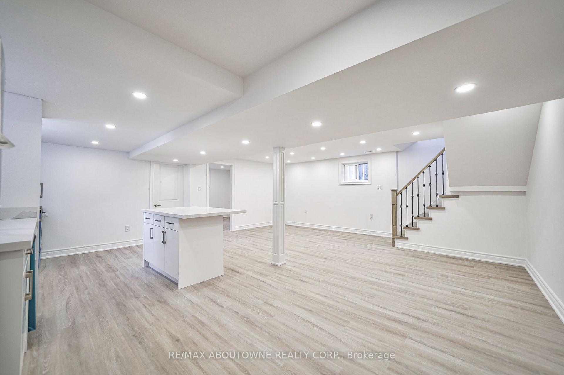 Photo 13 of Unit Lower, 4395 Longmoor Drive, Burlington, Shoreacres — HOMEH