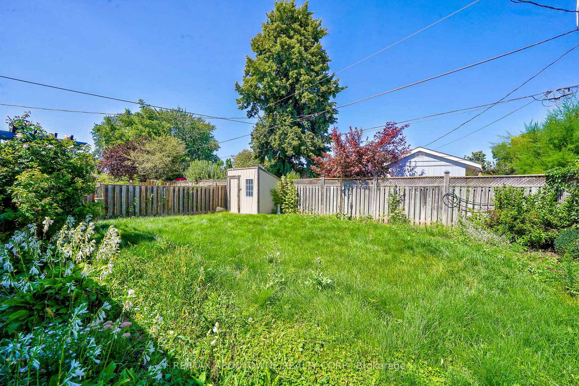 Photo 21 of Unit Lower, 4395 Longmoor Drive, Burlington, Shoreacres — HOMEH