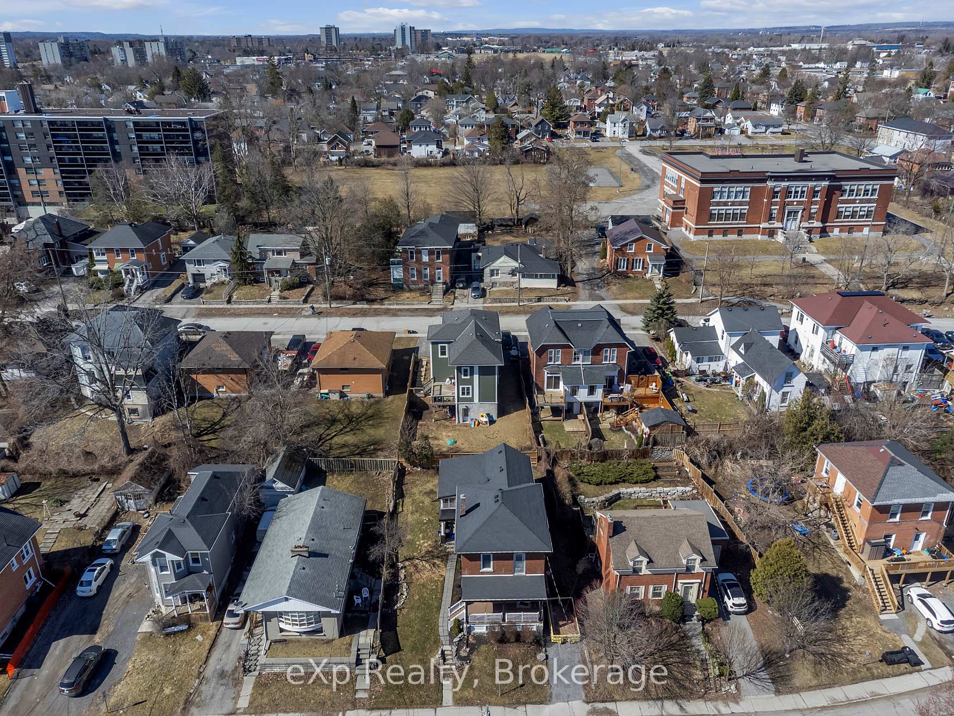 Photo 44 of 19 Isabel Street, Belleville, Belleville Ward — HOMEH