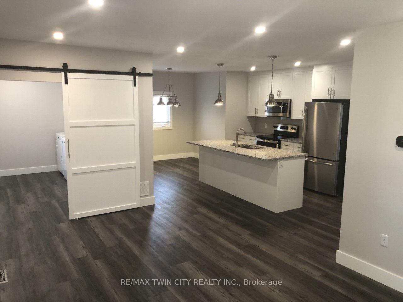 Photo 4 of 805 Rockway Drive, Kitchener, Eastwood — HOMEH