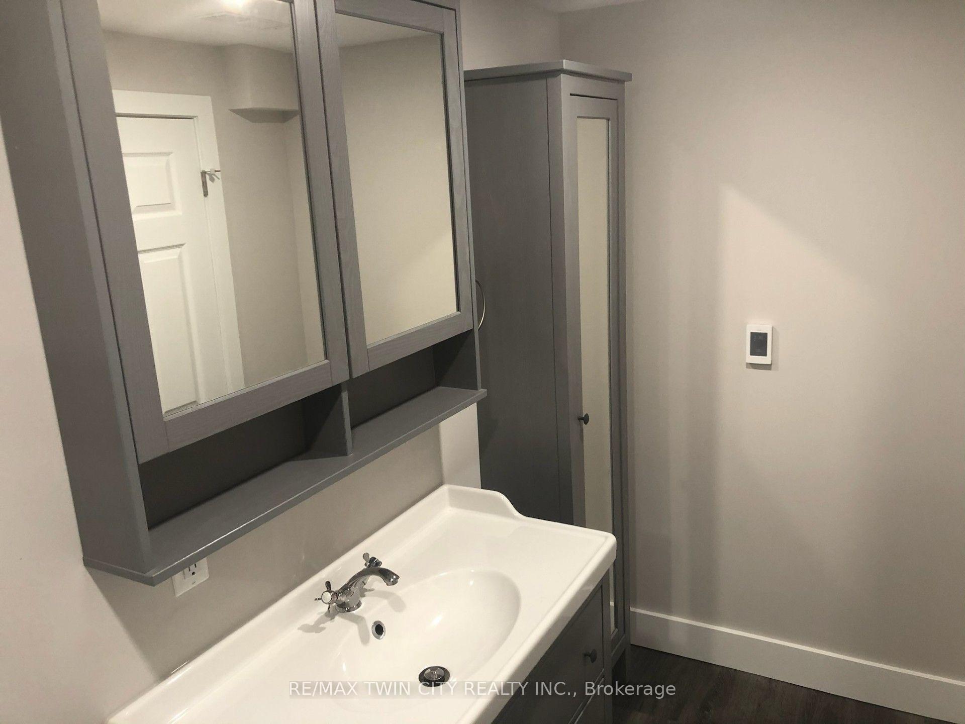 Photo 15 of 805 Rockway Drive, Kitchener, Eastwood — HOMEH