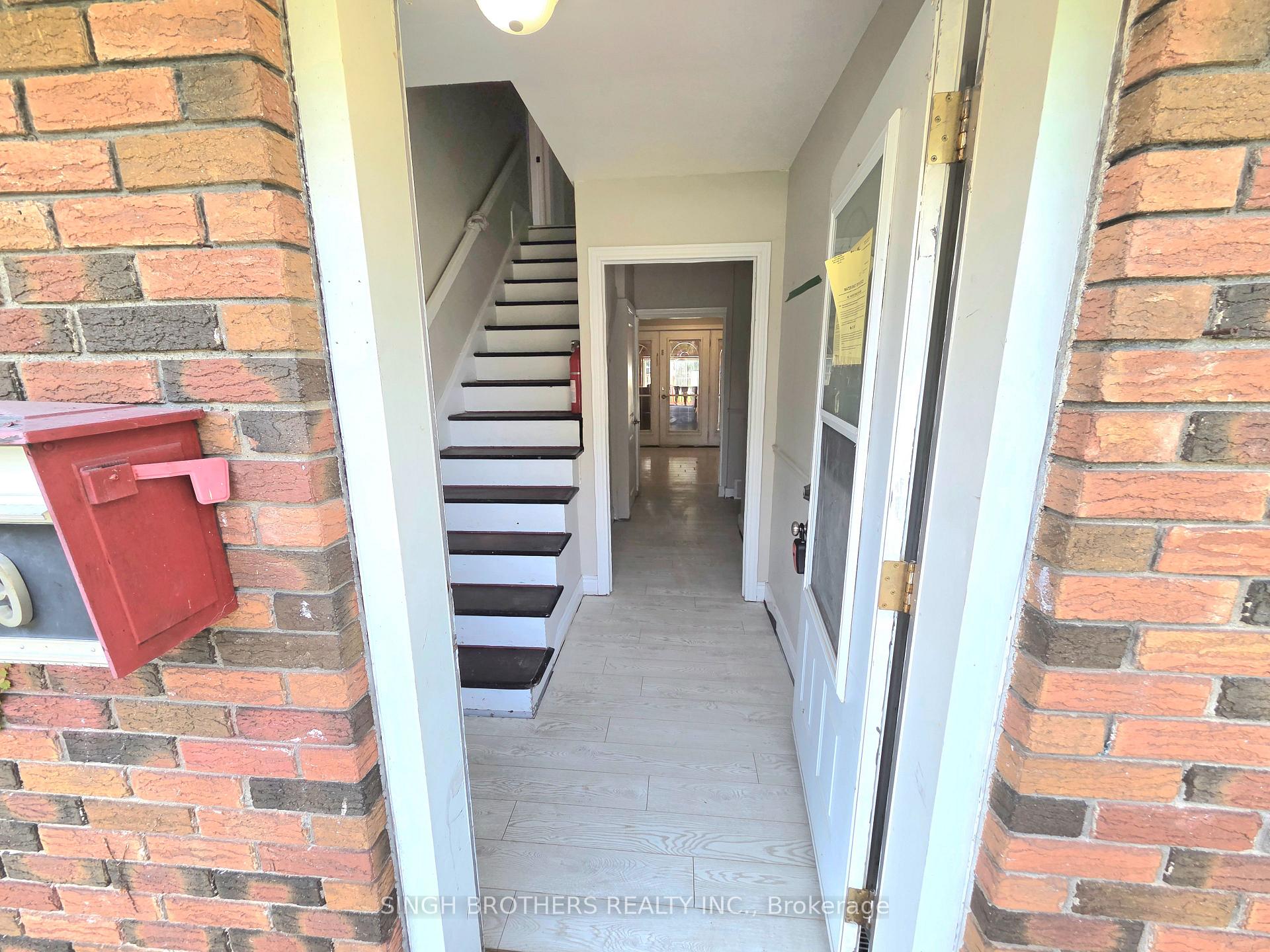 Photo 4 of 149 Rice Road, Welland, N. Welland — HOMEH