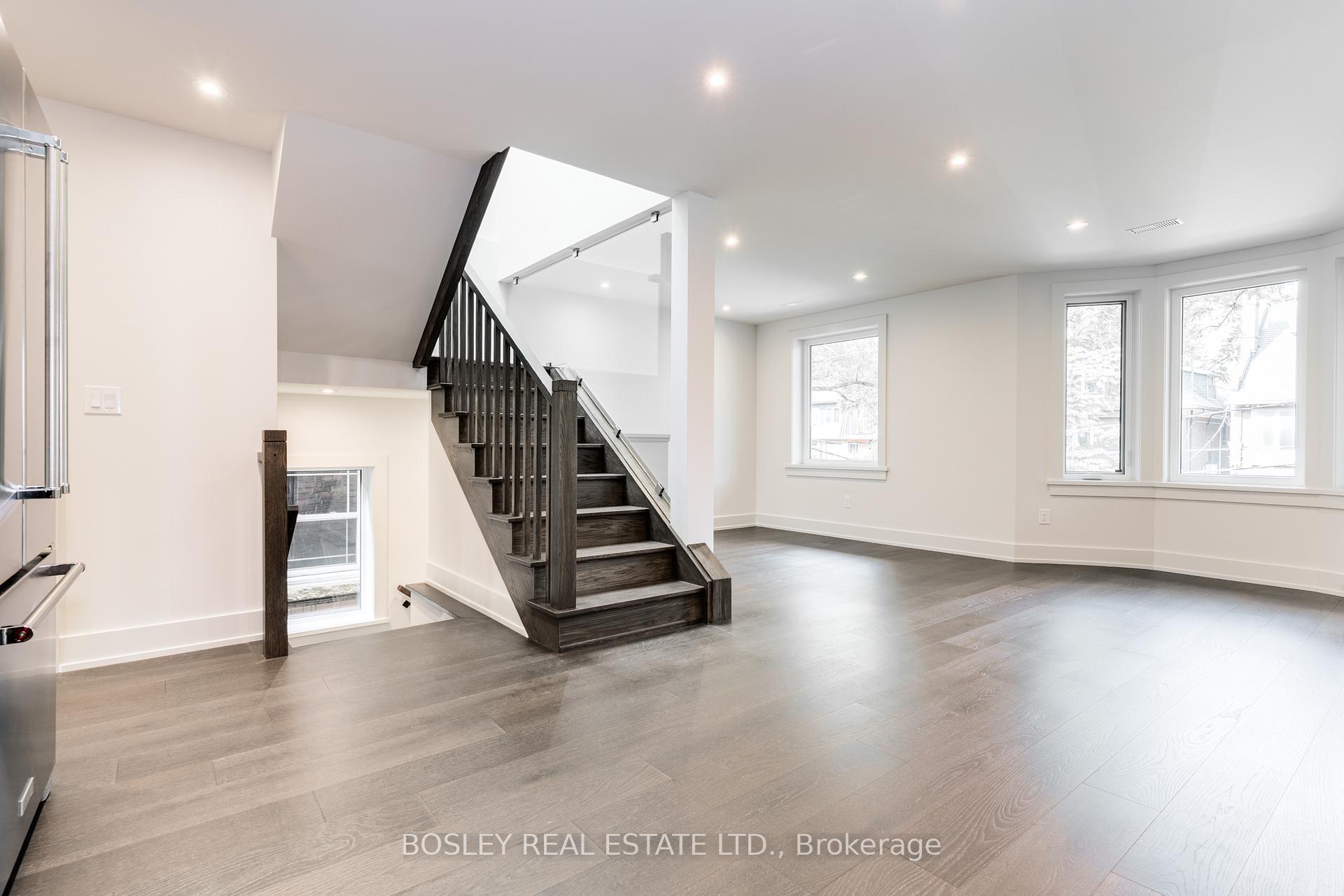 Photo 4 of Unit Upper, 325 Brunswick Avenue, Toronto, The Annex — HOMEH