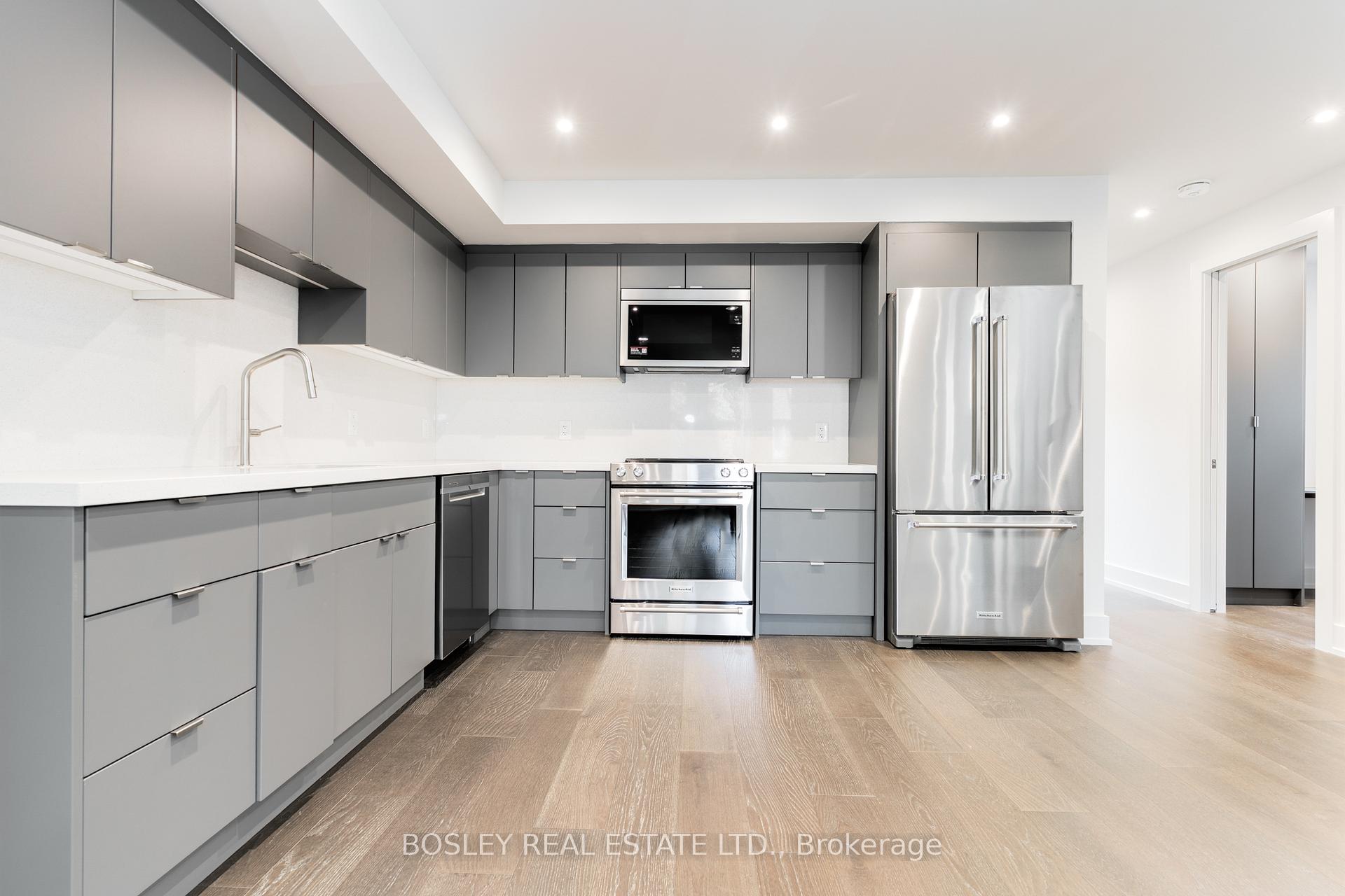 Photo 5 of Unit Upper, 325 Brunswick Avenue, Toronto, The Annex — HOMEH
