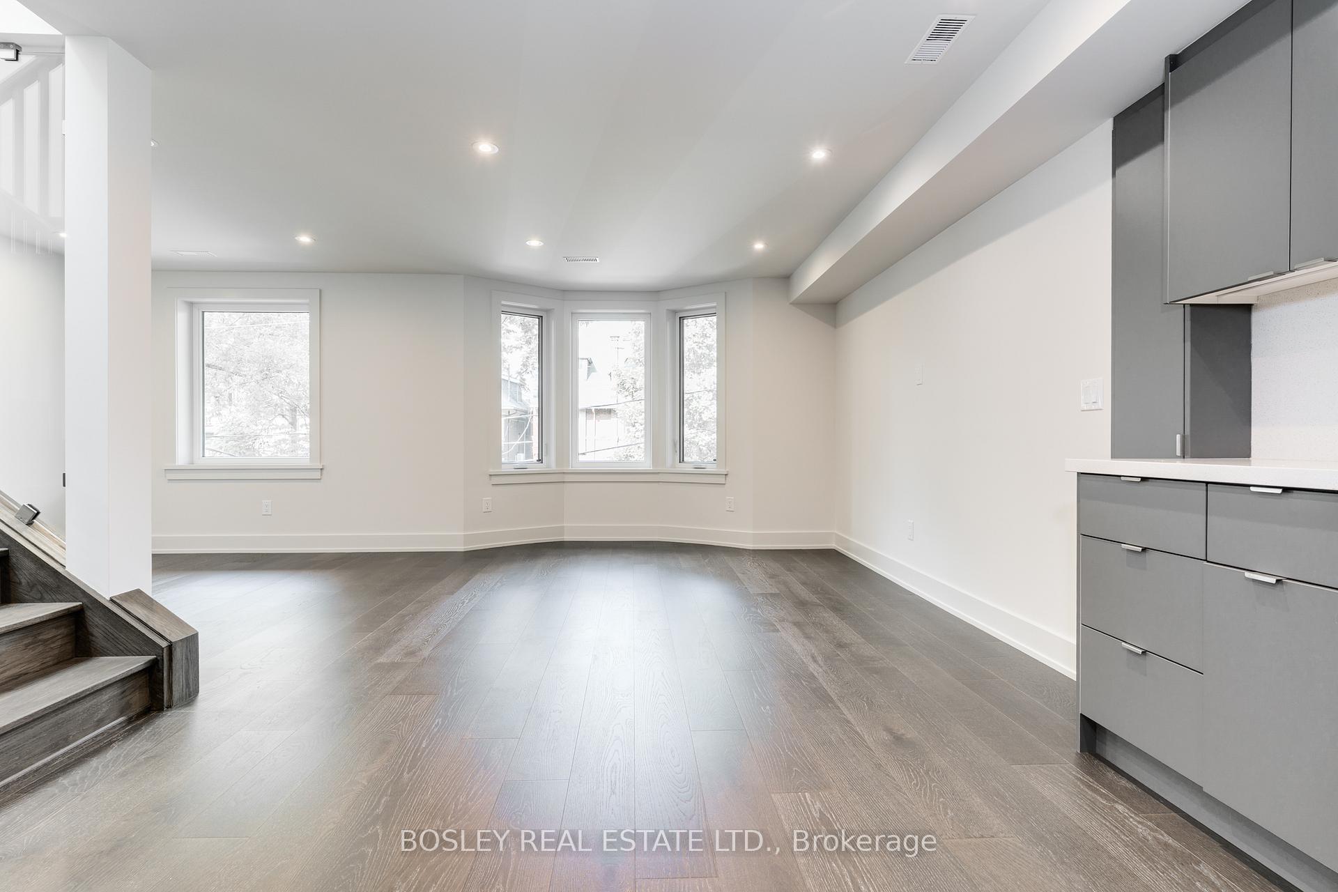 Photo 7 of Unit Upper, 325 Brunswick Avenue, Toronto, The Annex — HOMEH