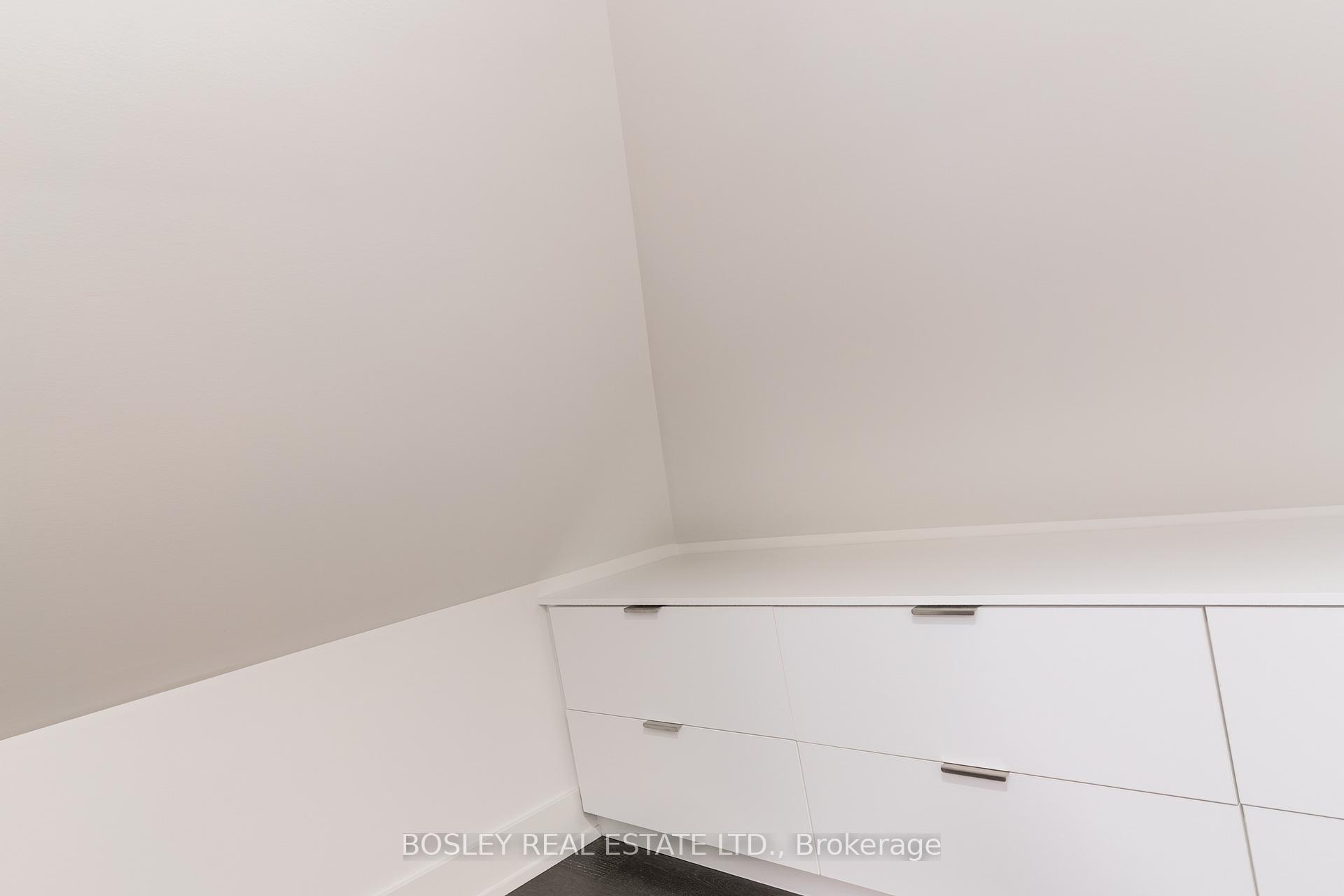 Photo 32 of Unit Upper, 325 Brunswick Avenue, Toronto, The Annex — HOMEH