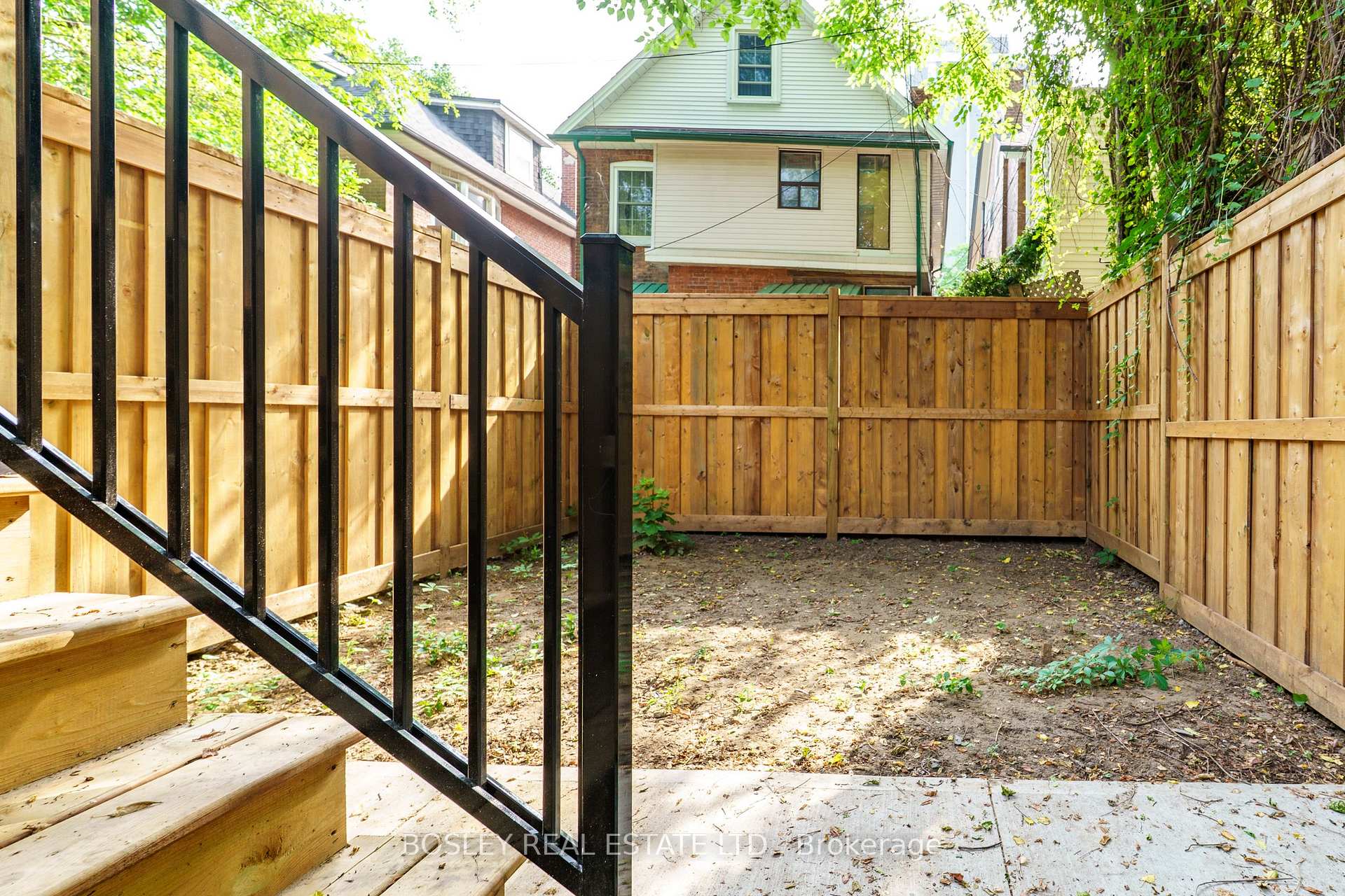 Photo 35 of Unit Upper, 325 Brunswick Avenue, Toronto, The Annex — HOMEH