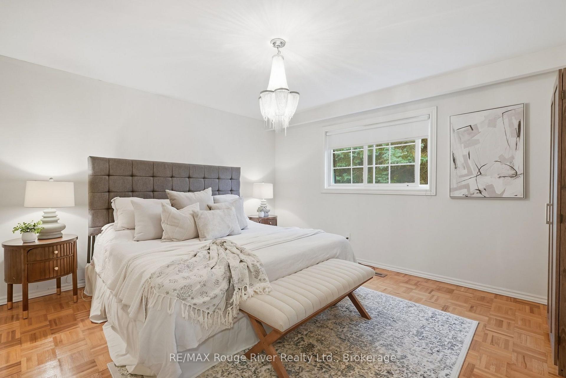 Photo 18 of 313 Lupin Drive, Whitby, Downtown Whitby — HOMEH