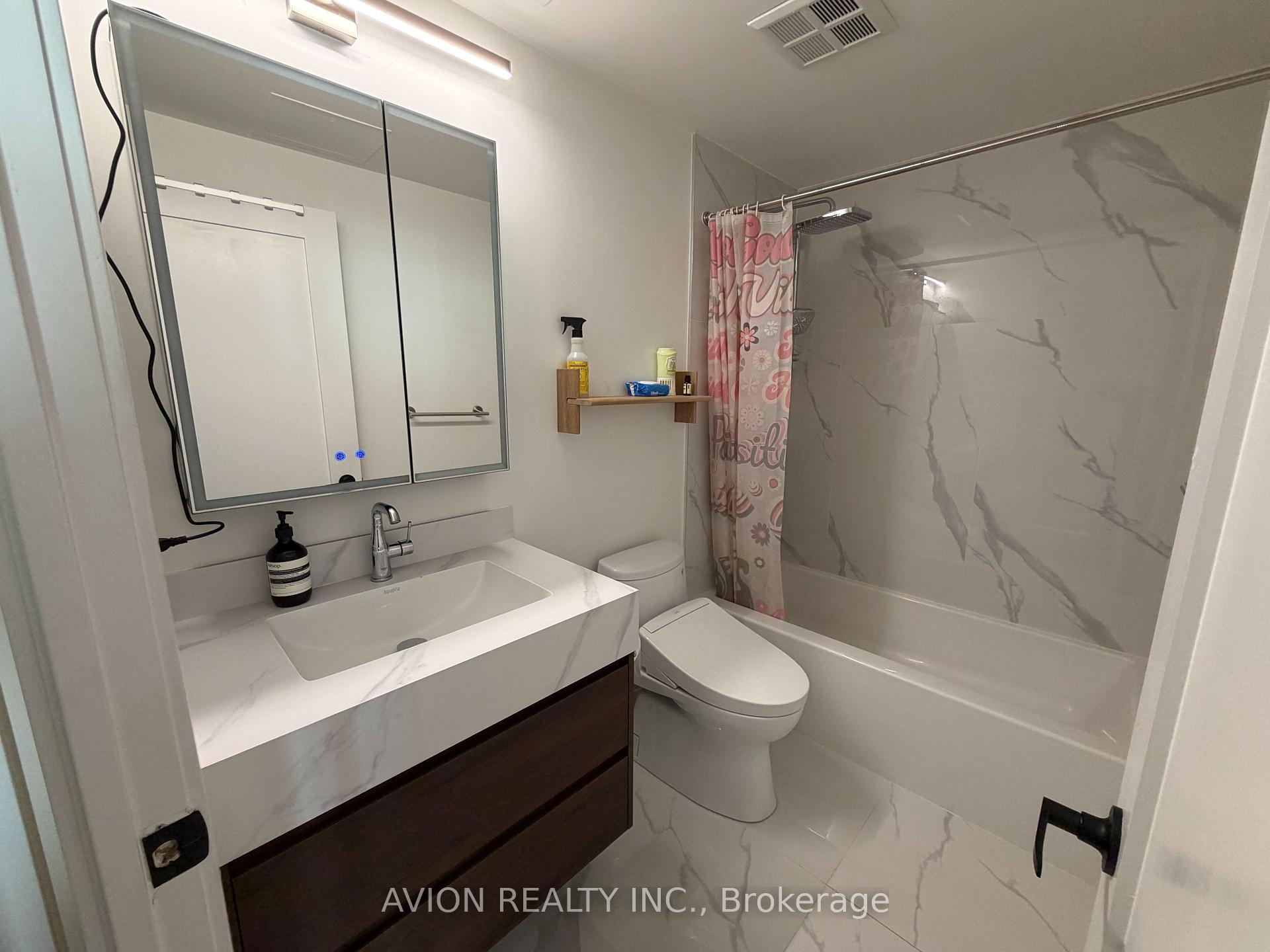 Photo 17 of Unit 2212, 35 Mariner Terrace, Toronto, Waterfront Communities — HOMEH