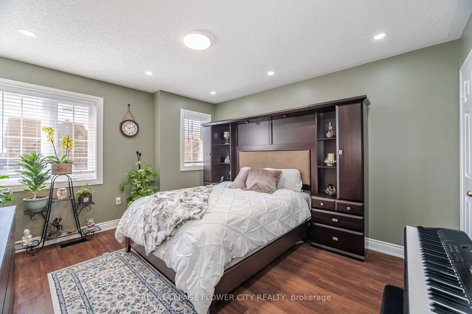 Photo 21 of 36 Ranchero Drive, Brampton, Fletcher's Meadow — HOMEH