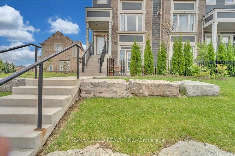 Photo 2 of Unit 53, 250 Sunny Meadow Boulevard, Brampton, Sandringham-Wellington — HOMEH