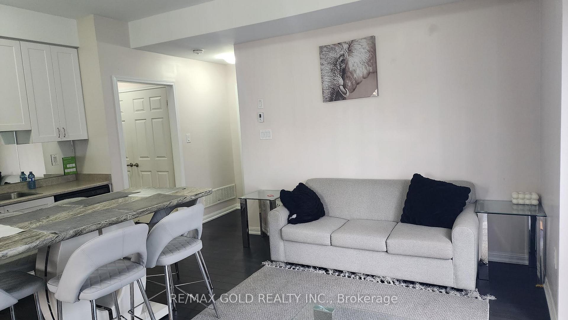 Photo 4 of Unit 53, 250 Sunny Meadow Boulevard, Brampton, Sandringham-Wellington — HOMEH