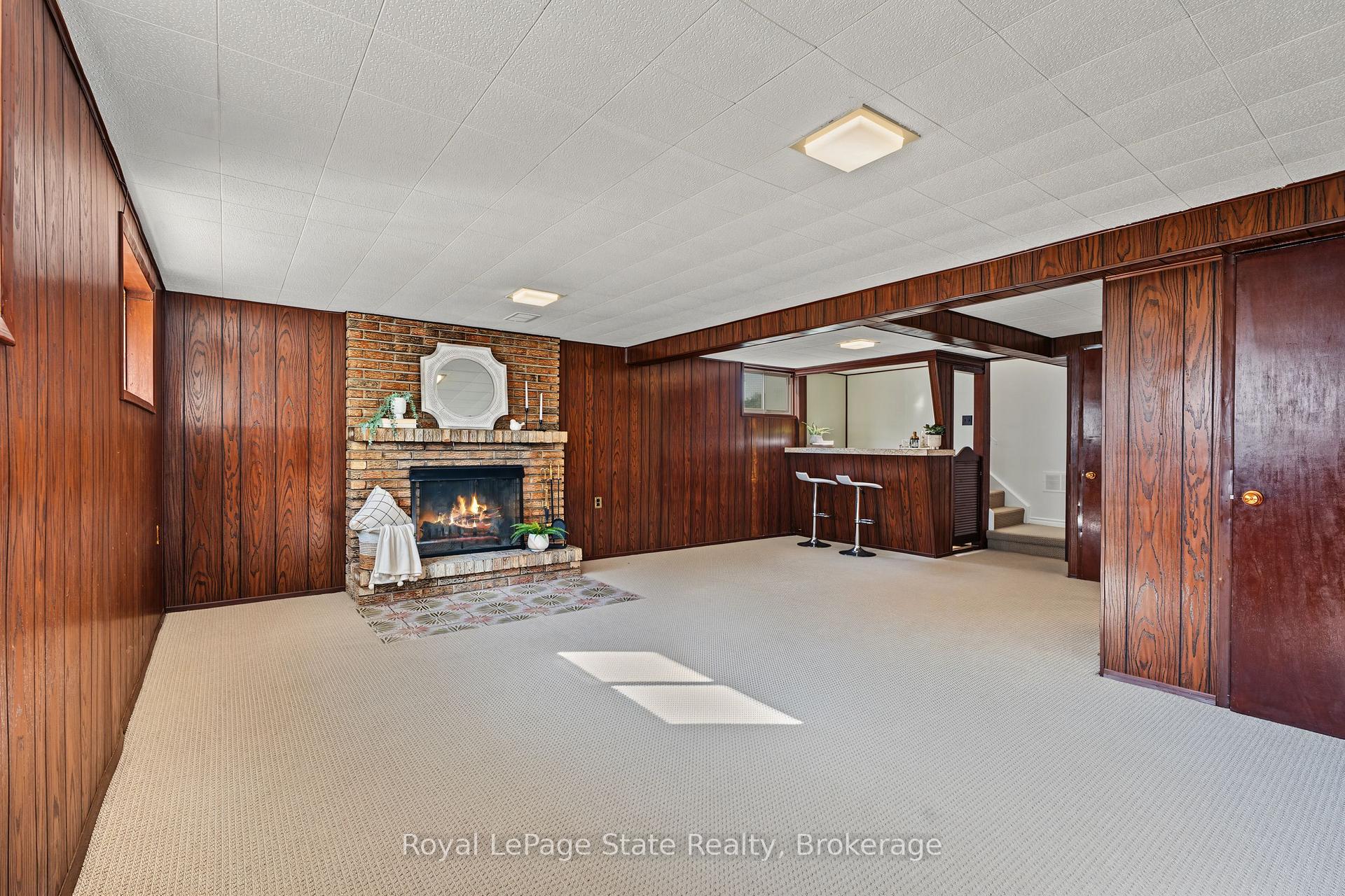 Photo 26 of 589 Mohawk Road W, Hamilton, Gilbert — HOMEH