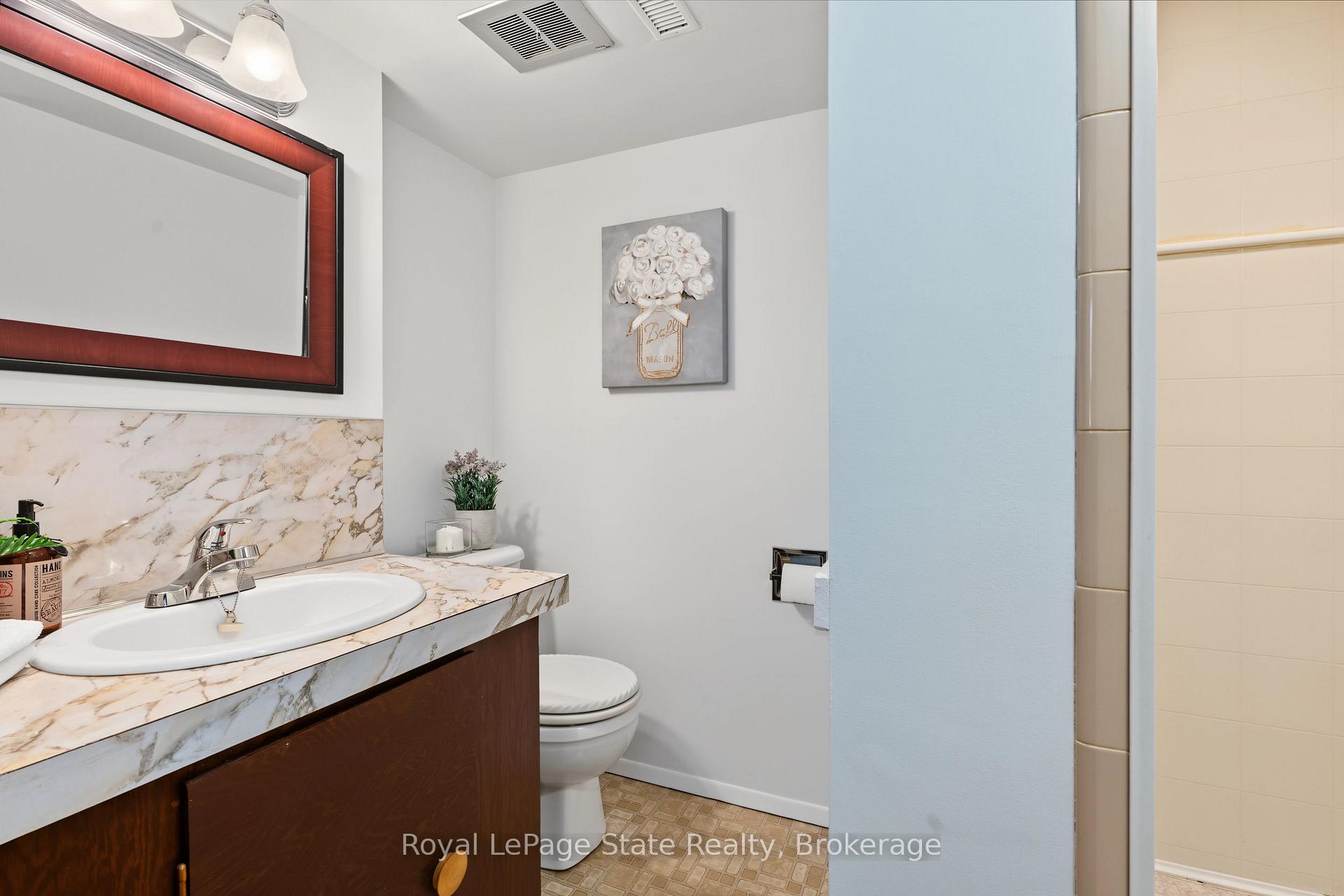 Photo 27 of 589 Mohawk Road W, Hamilton, Gilbert — HOMEH