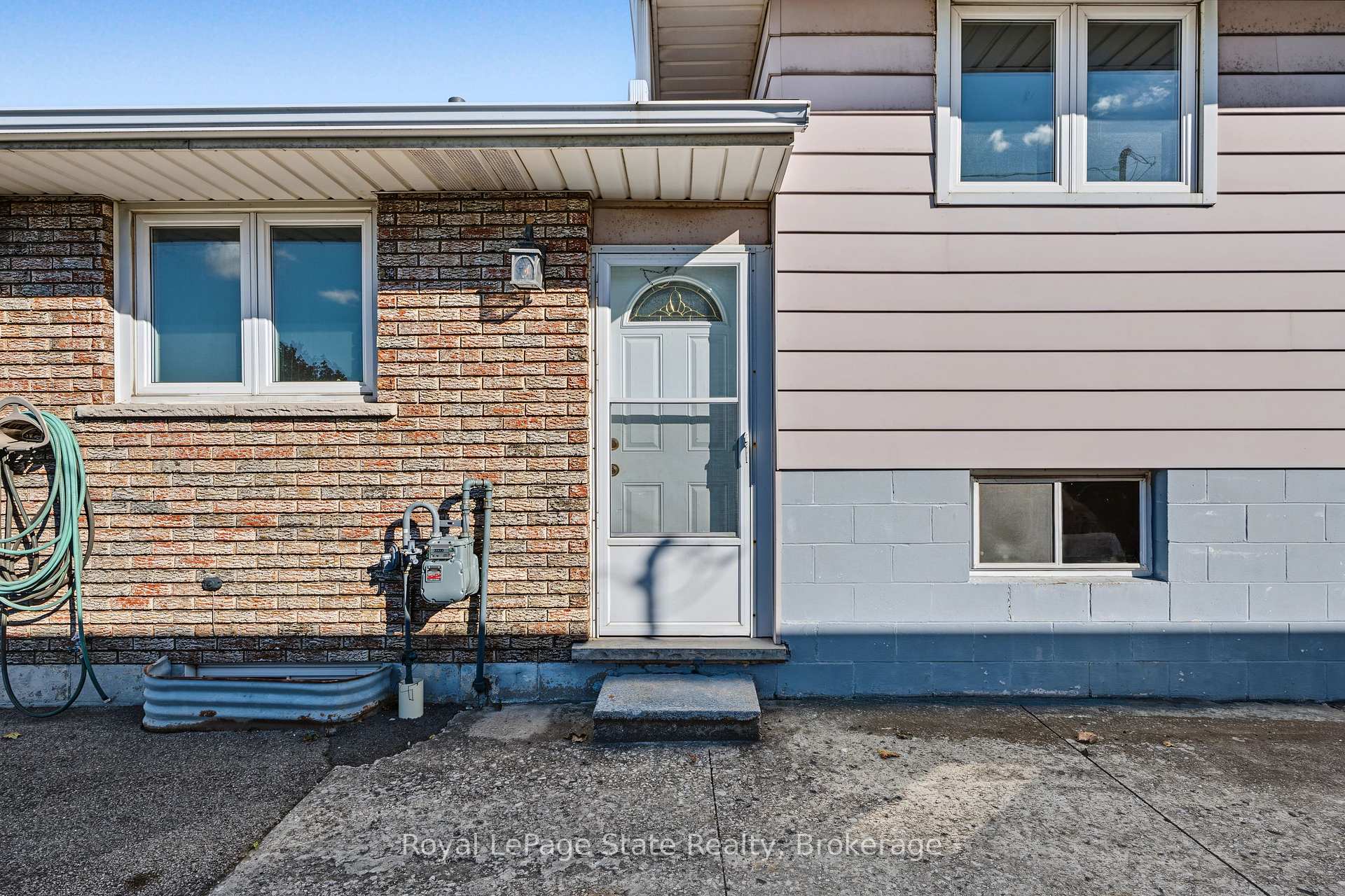 Photo 31 of 589 Mohawk Road W, Hamilton, Gilbert — HOMEH