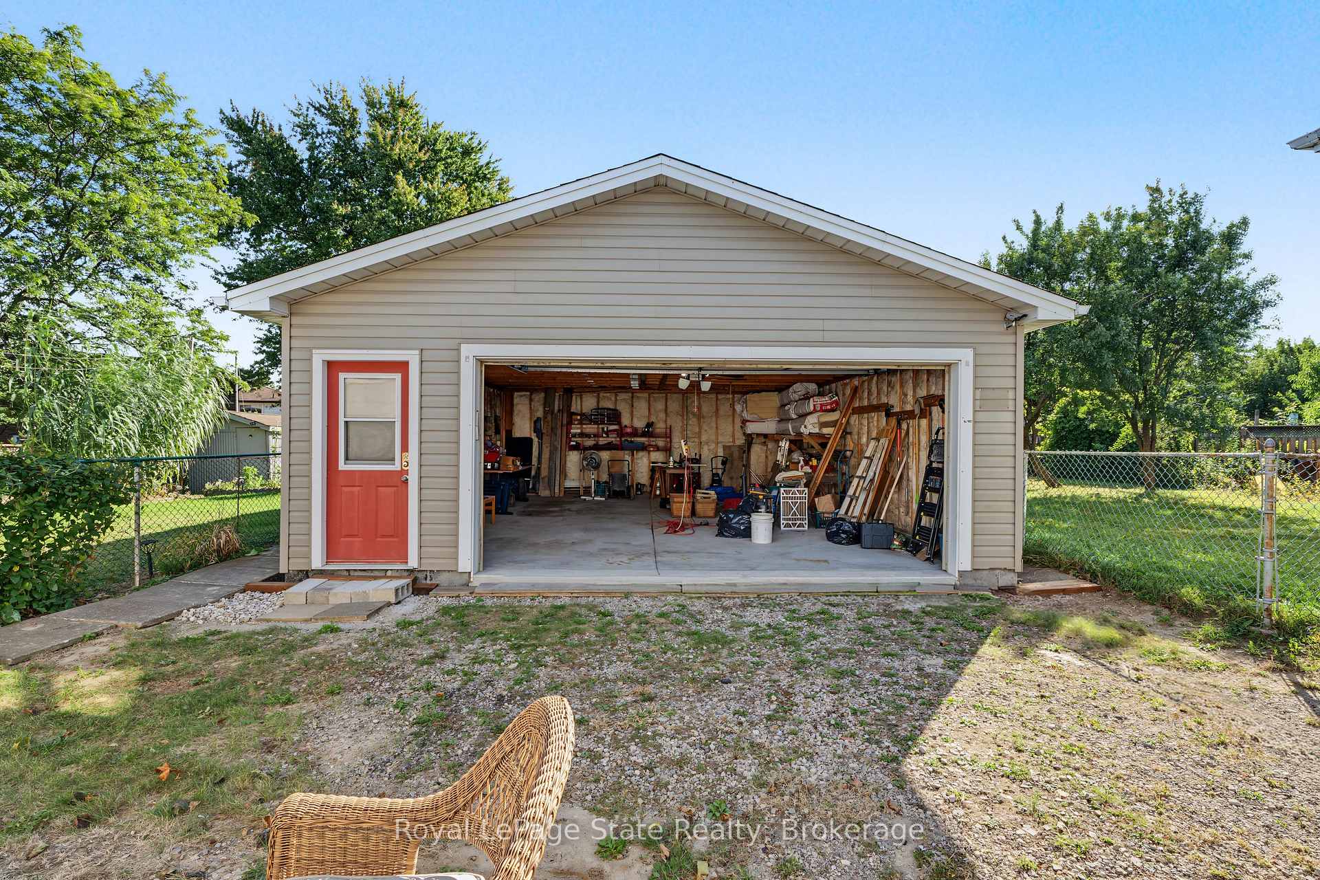 Photo 38 of 589 Mohawk Road W, Hamilton, Gilbert — HOMEH