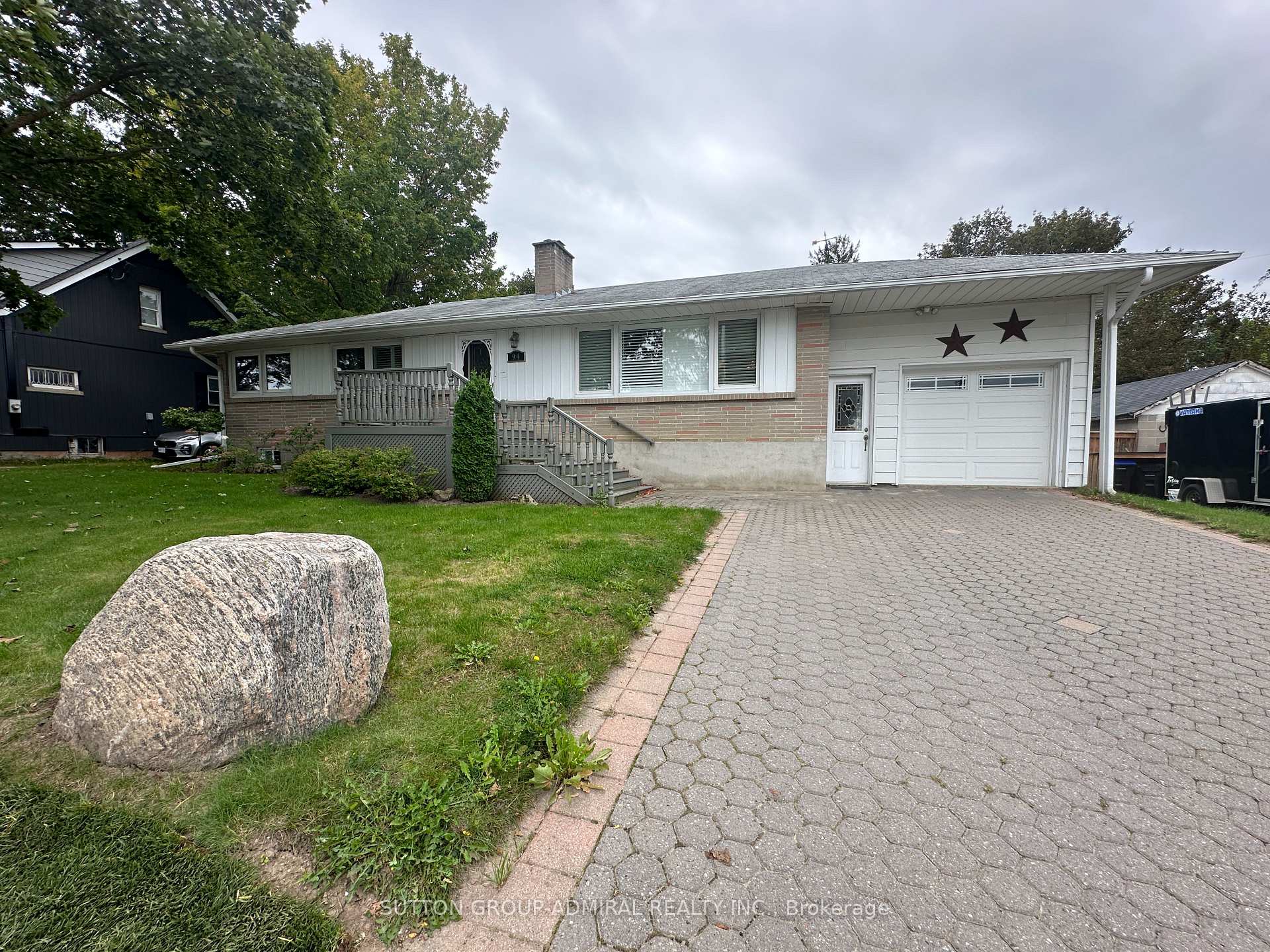Photo 3 of 94 Queen Street S, New Tecumseth, Tottenham — HOMEH
