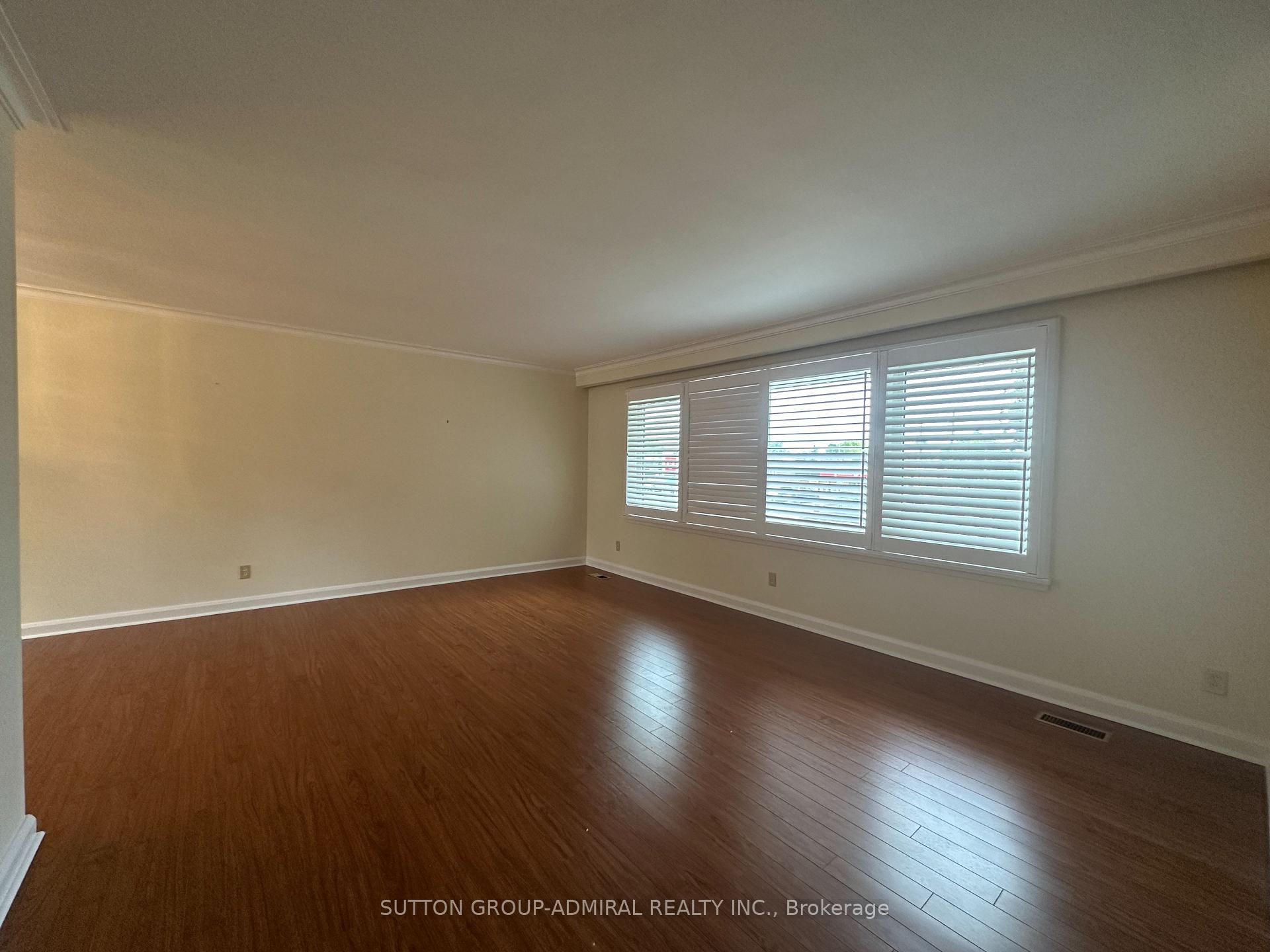 Photo 5 of 94 Queen Street S, New Tecumseth, Tottenham — HOMEH