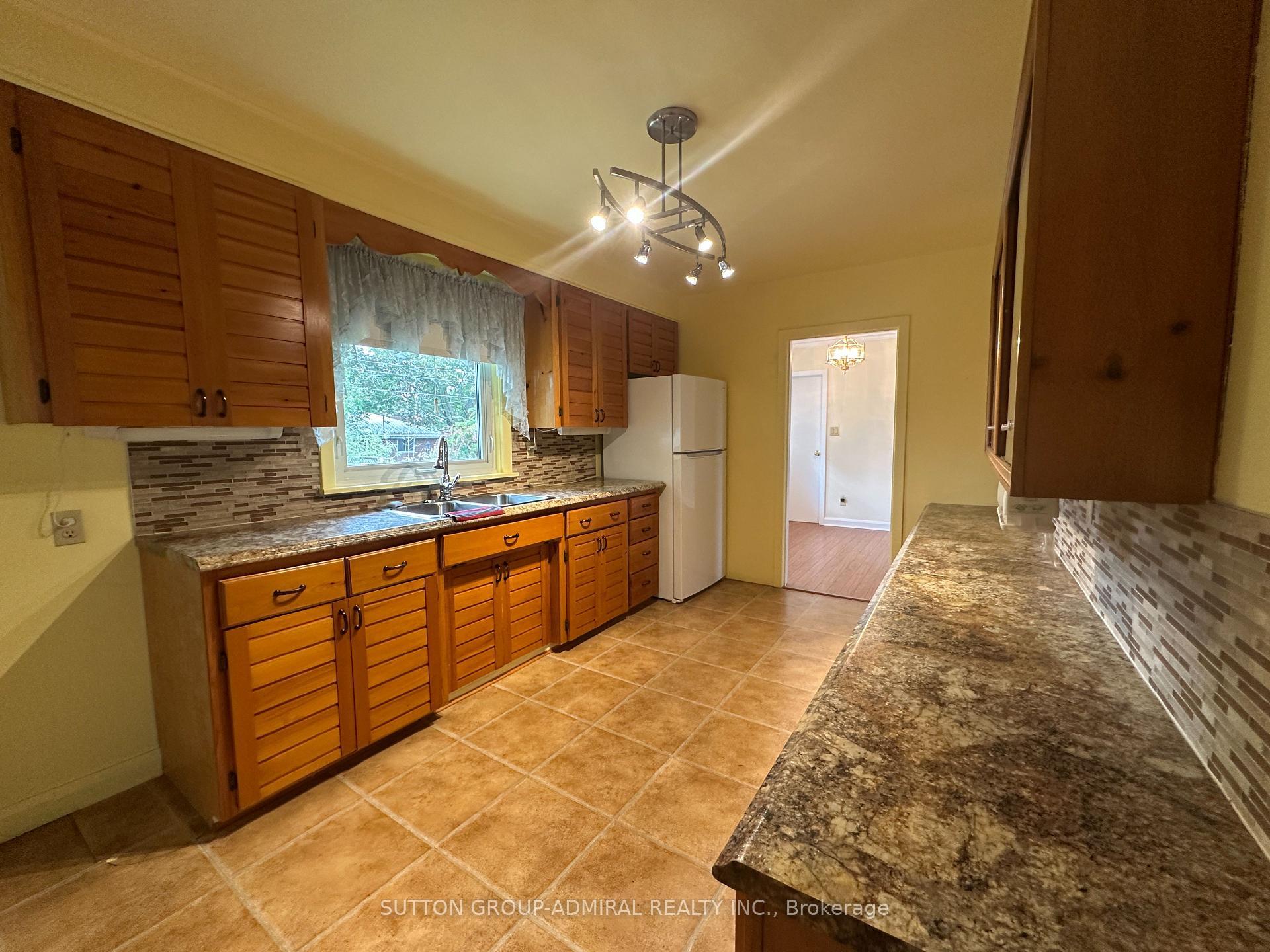 Photo 8 of 94 Queen Street S, New Tecumseth, Tottenham — HOMEH