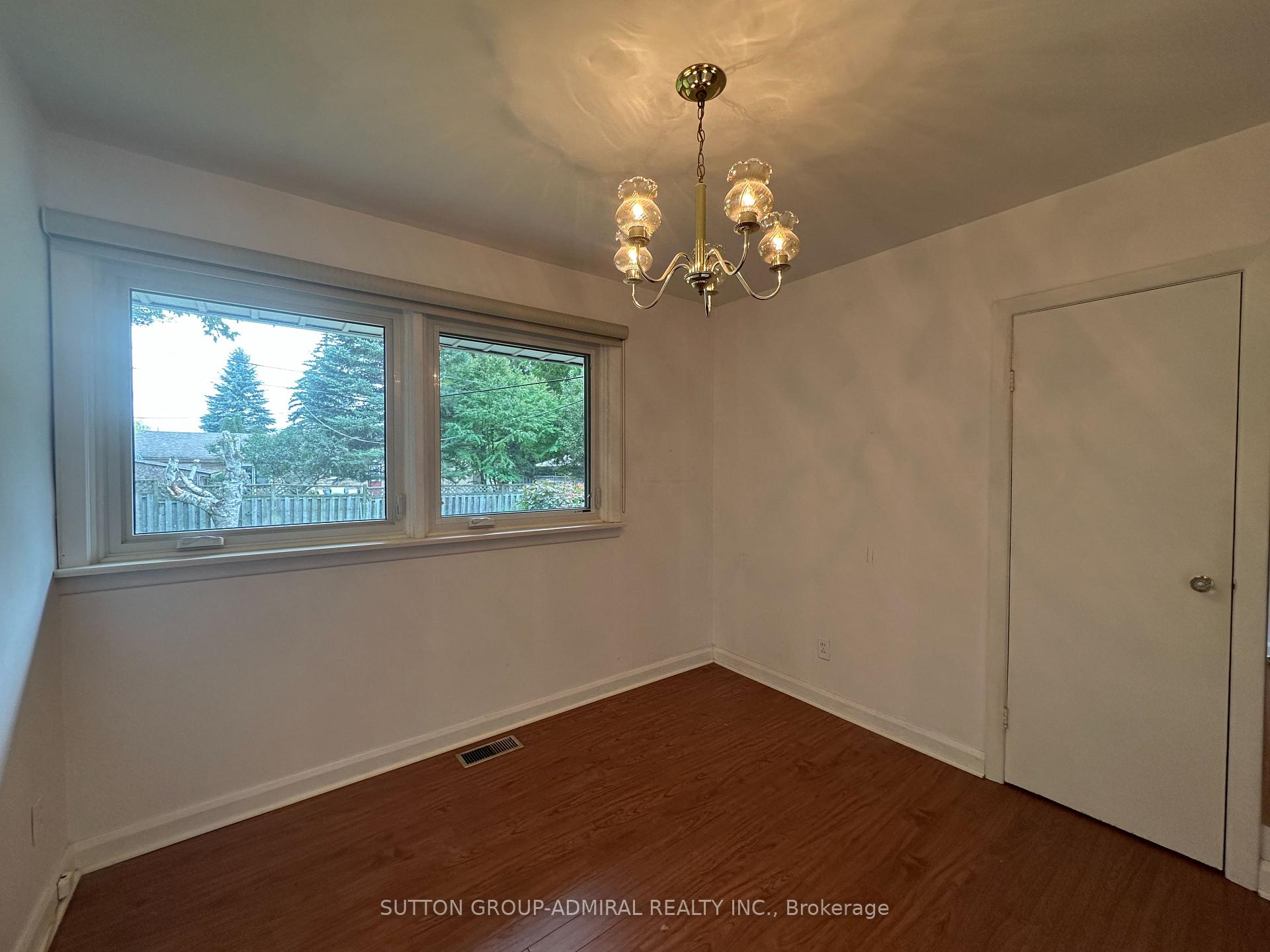 Photo 23 of 94 Queen Street S, New Tecumseth, Tottenham — HOMEH