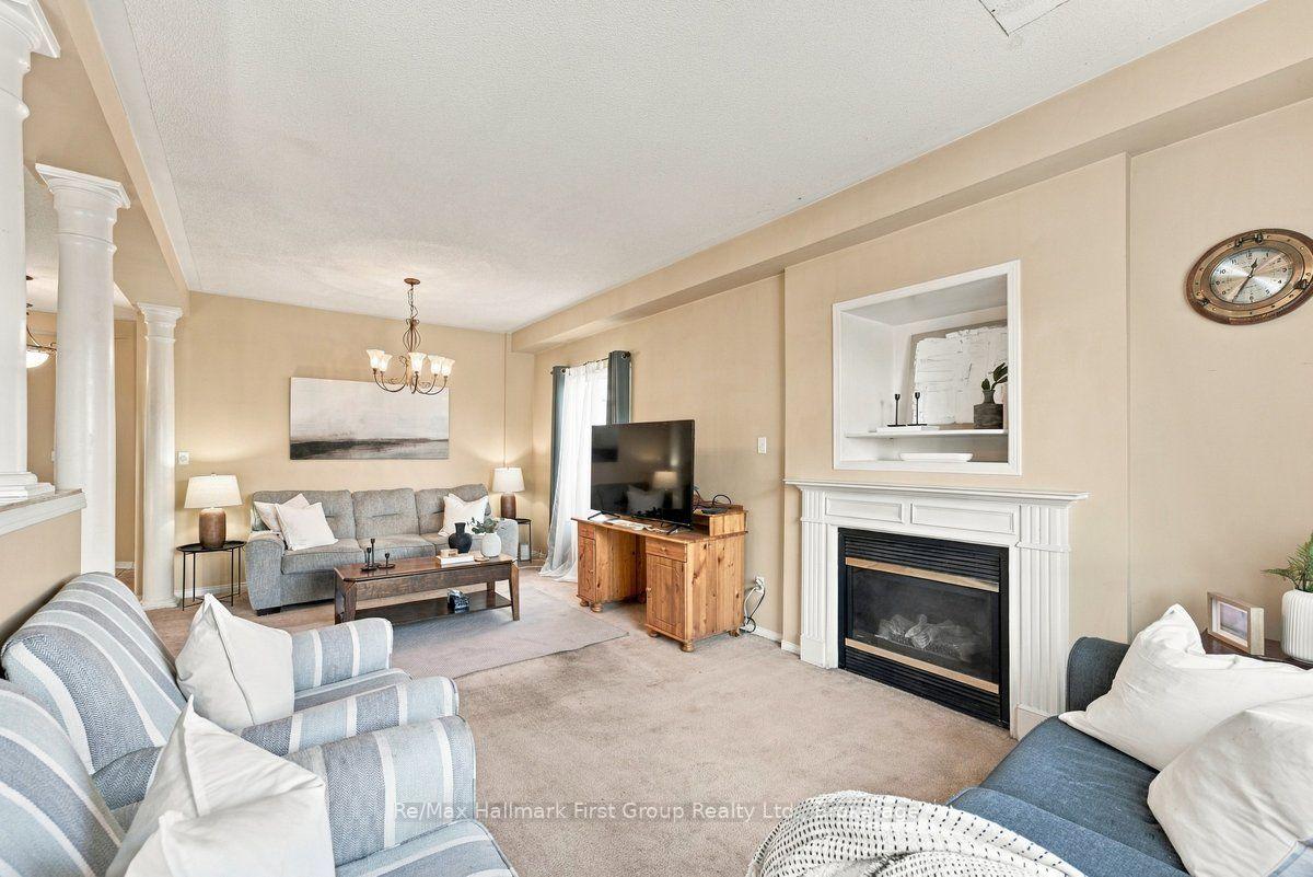 Photo 9 of 120 Point Hope Place, Whitby, Port Whitby — HOMEH